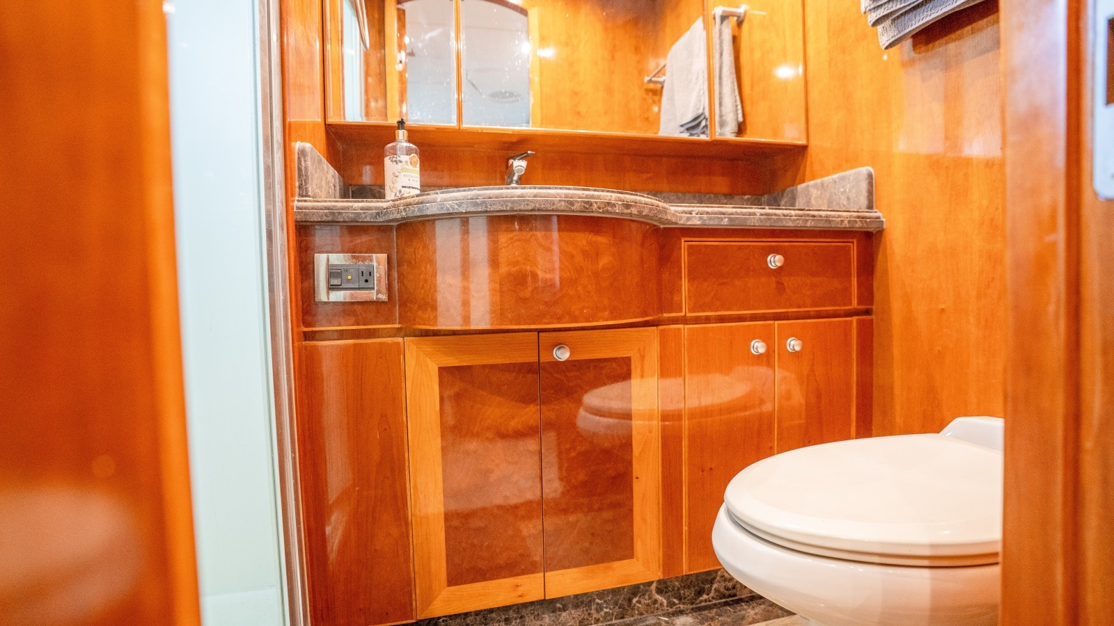 Ocean I 98ft Hargrave Yacht For Sale