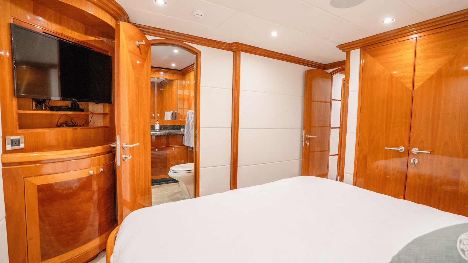 Ocean I 98ft Hargrave Yacht For Sale