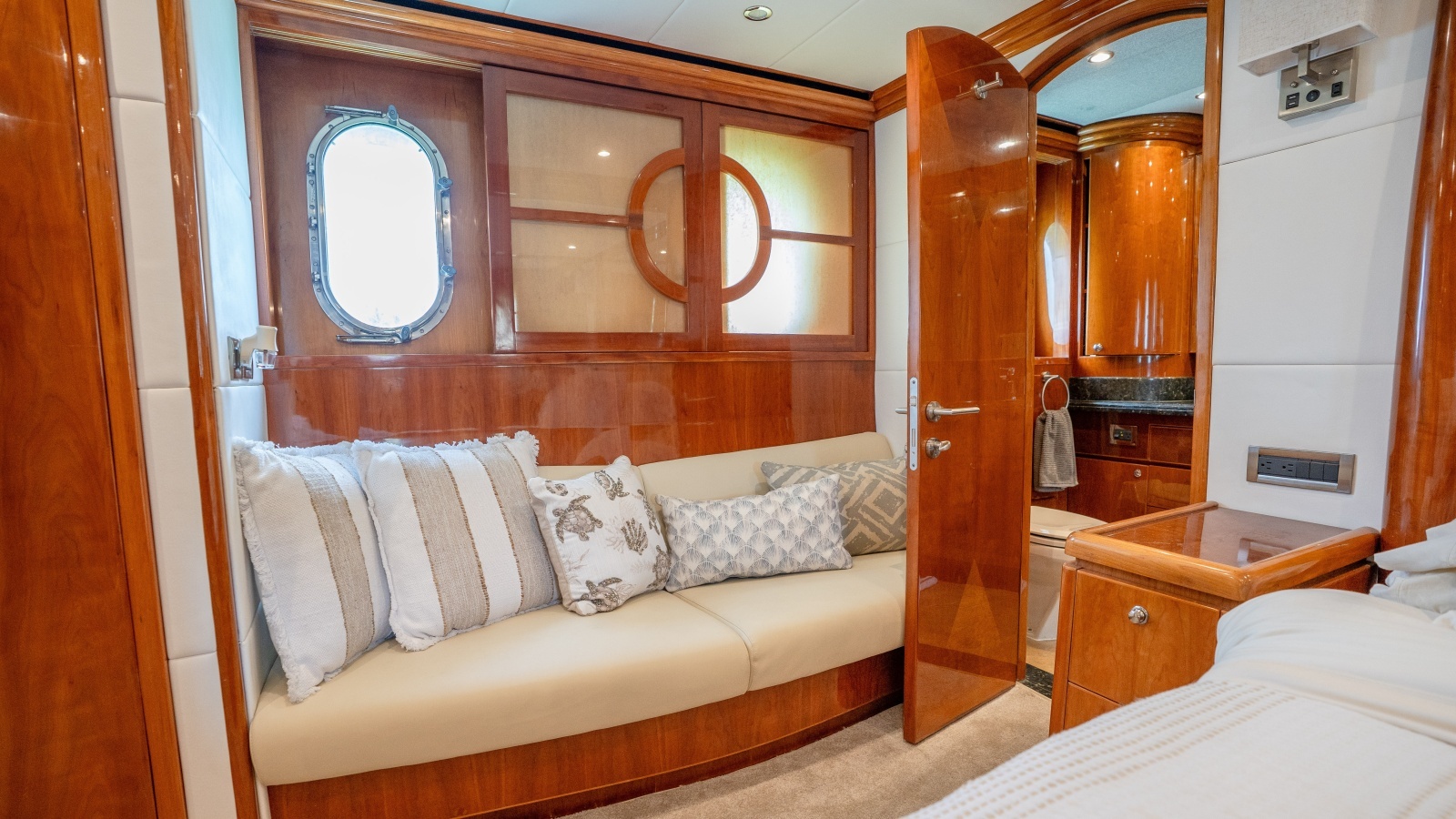 Ocean I 98ft Hargrave Yacht For Sale