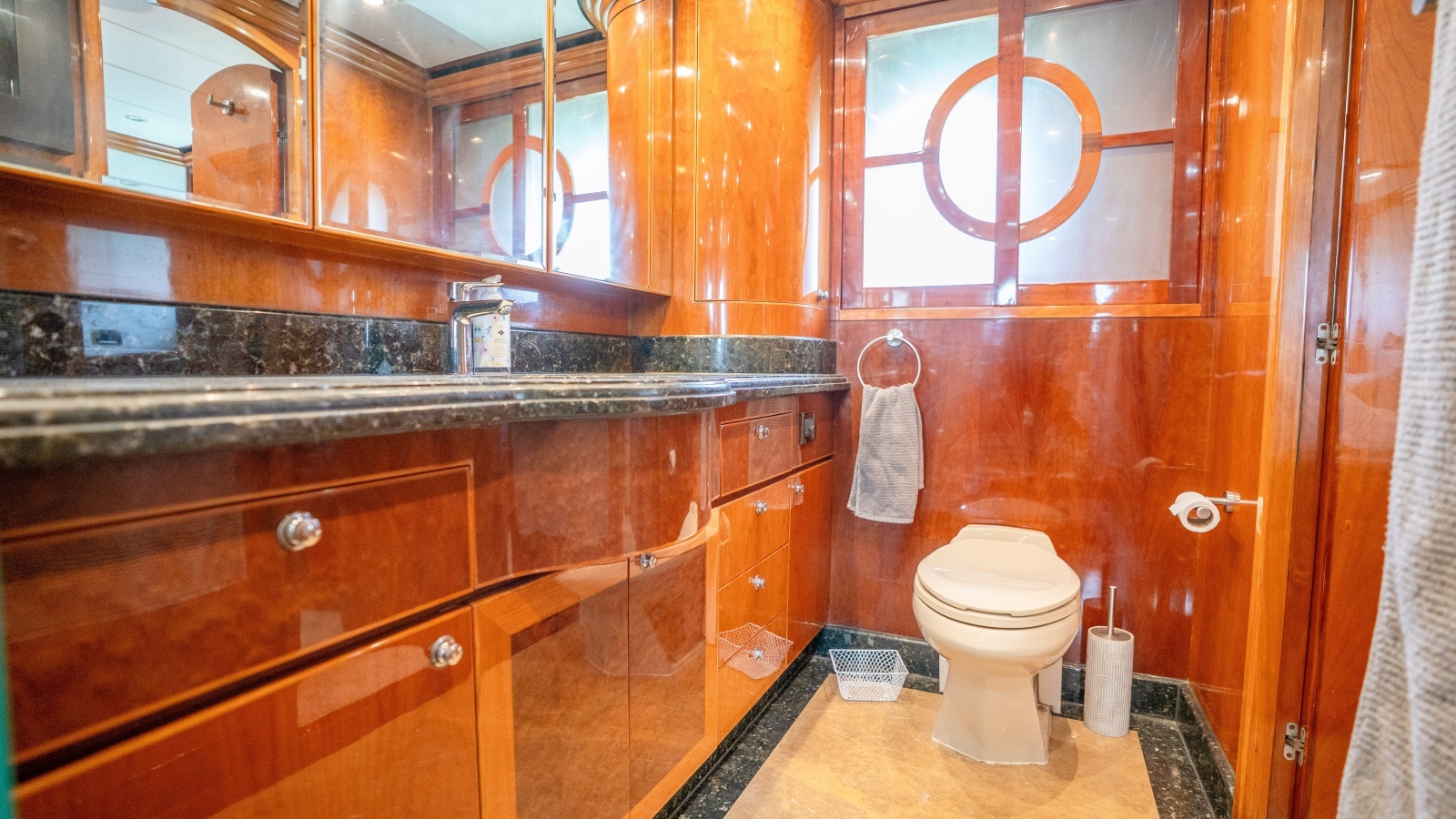 Ocean I 98ft Hargrave Yacht For Sale