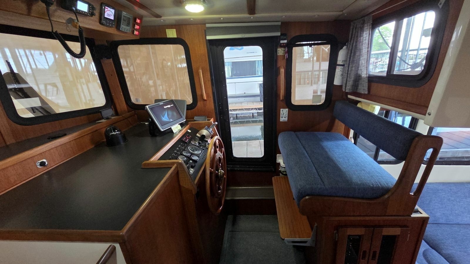 42 Pilothouse