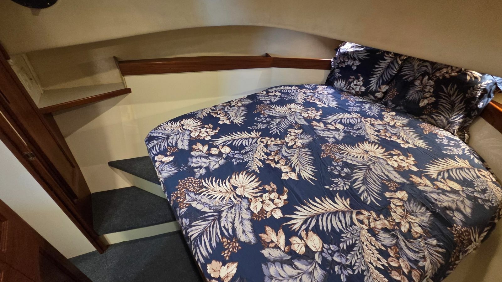 53 Stateroom