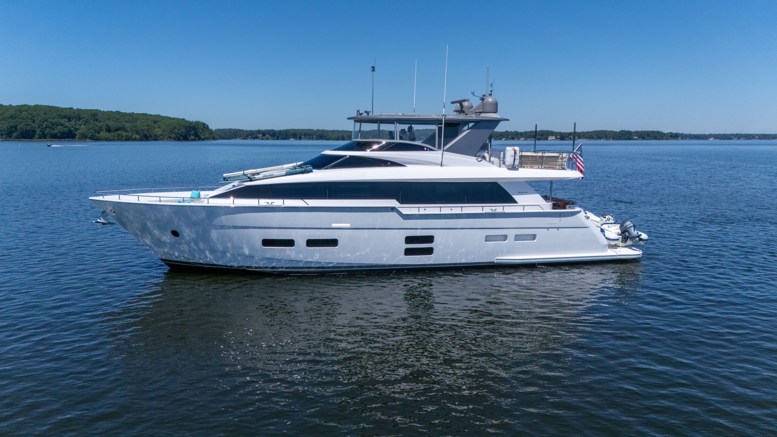 2021 Hatteras M75 Panacera