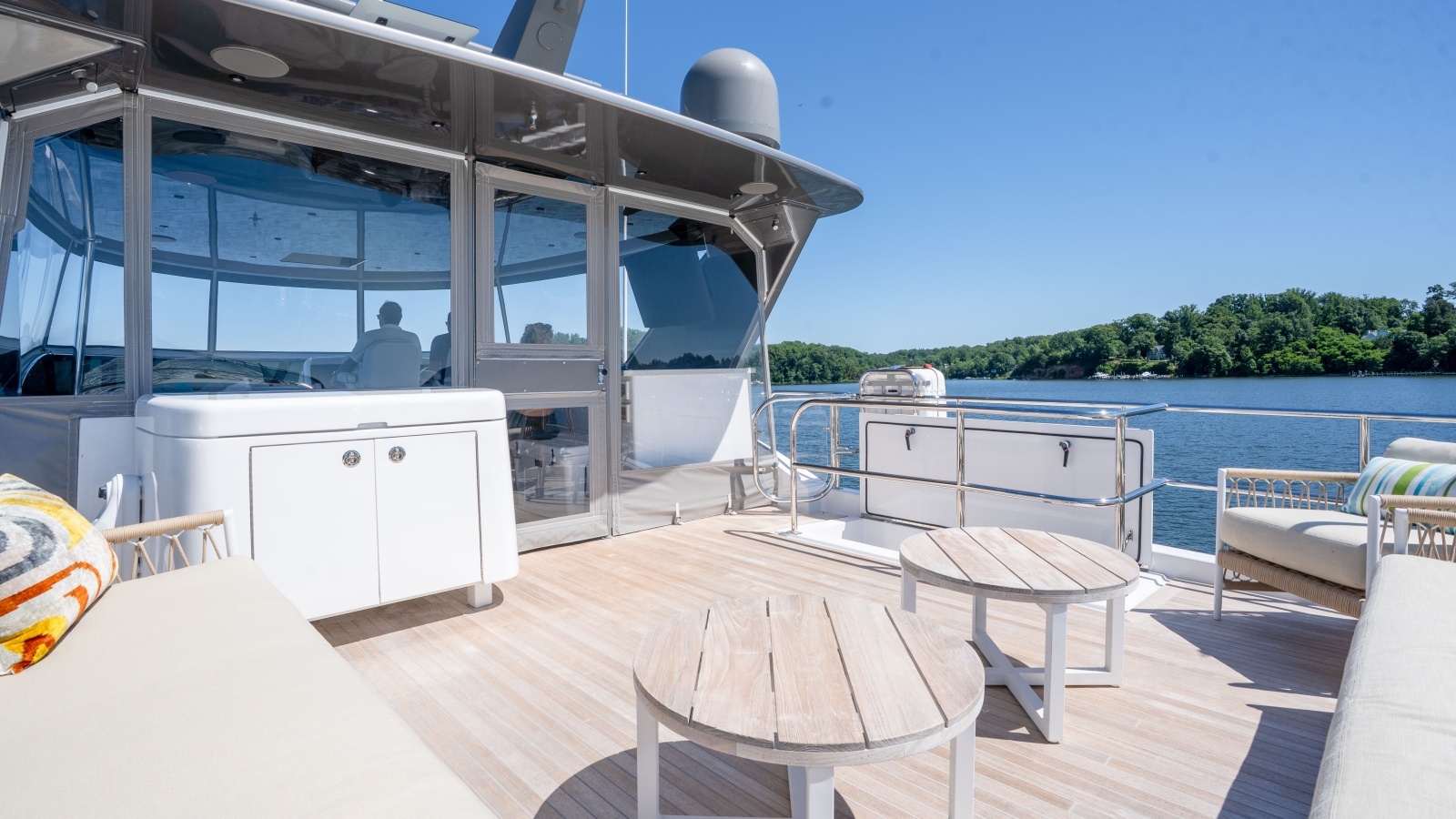 2021 Hatteras M75 Panacera