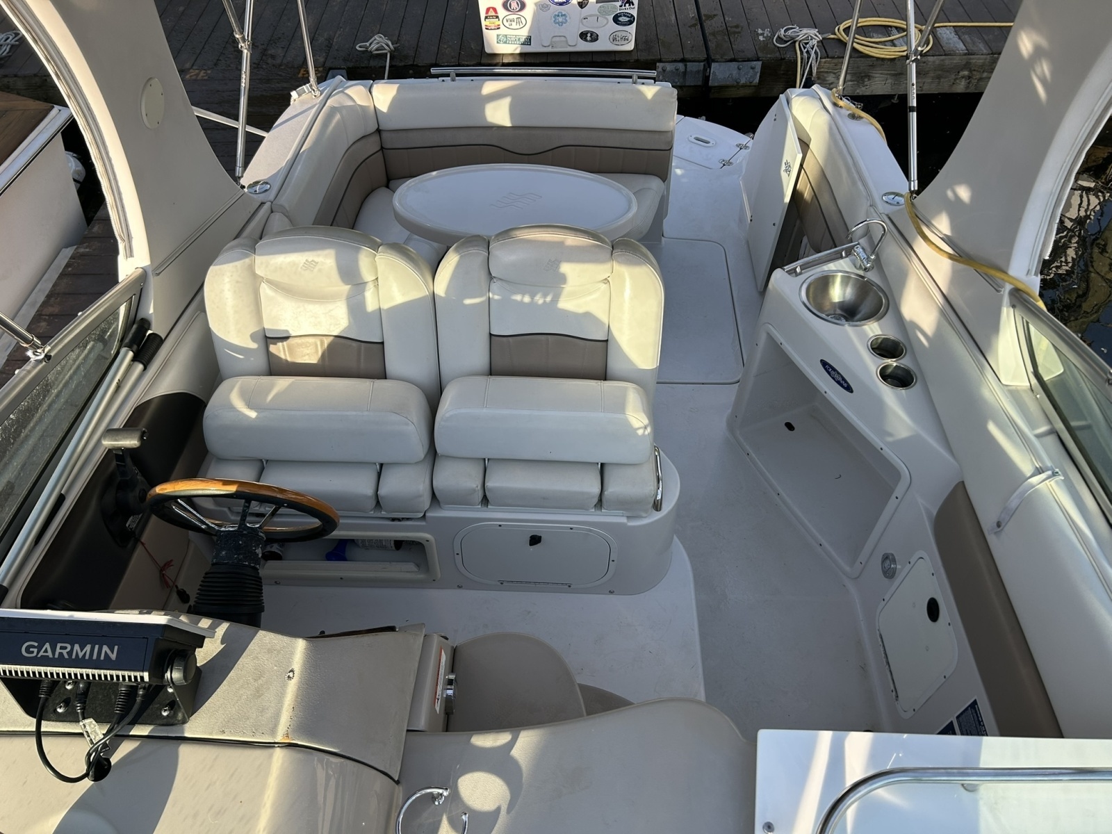 28ft Four Winns Yacht For Sale