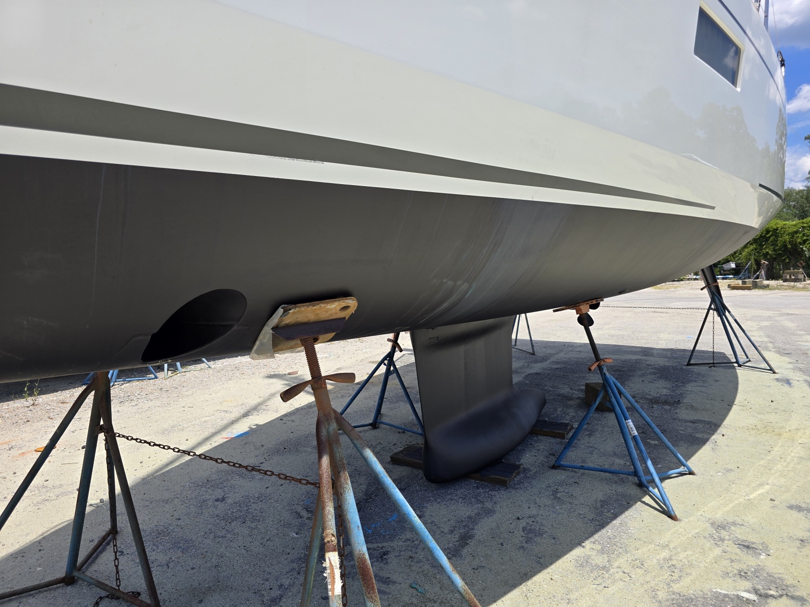 2023 Beneteau 38.1