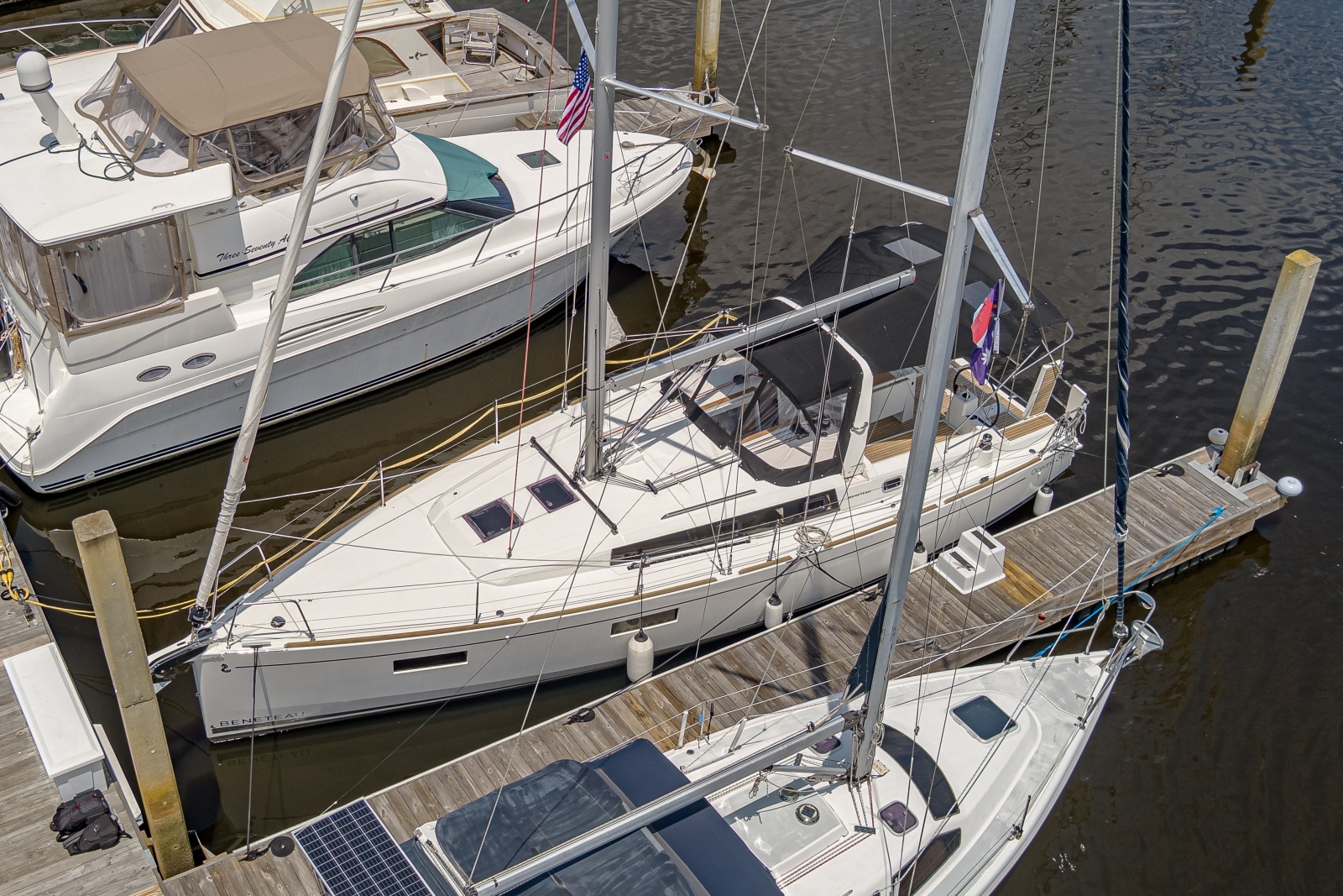 2023 Beneteau 38.1