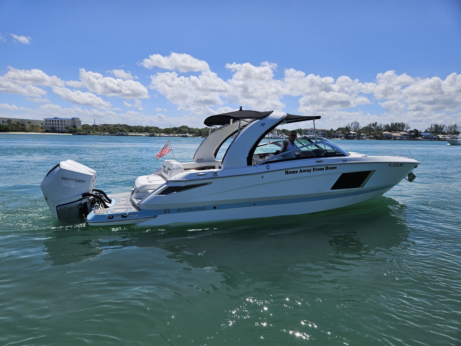 30' 2020 Four Winns H290 OB