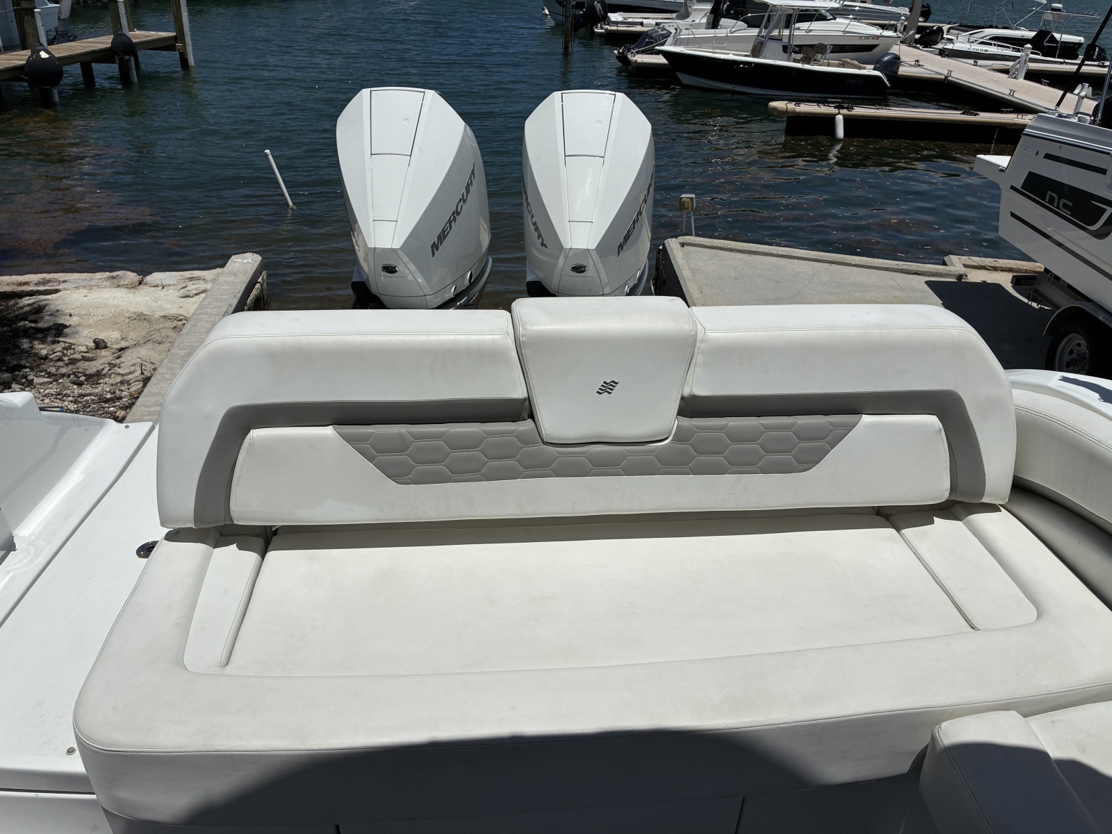 2020 Four Winns H290 OB