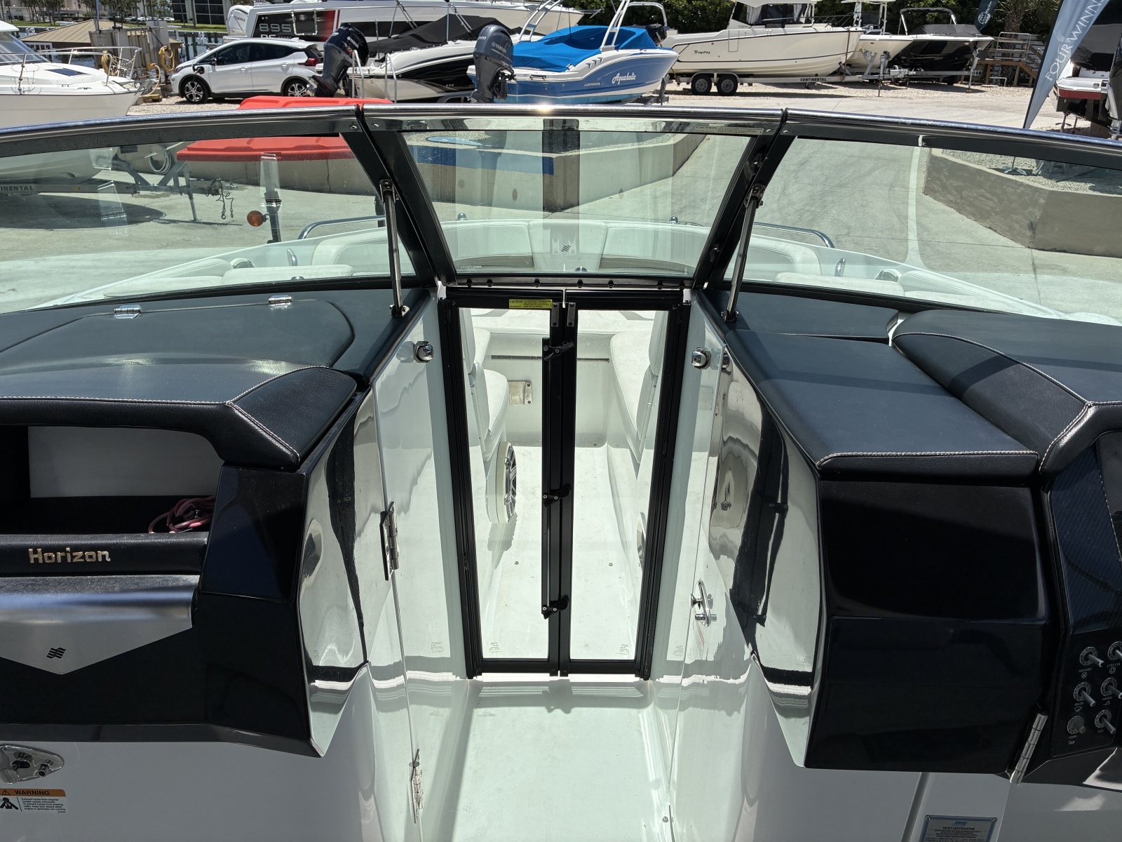 30' 2020 Four Winns H290 OB