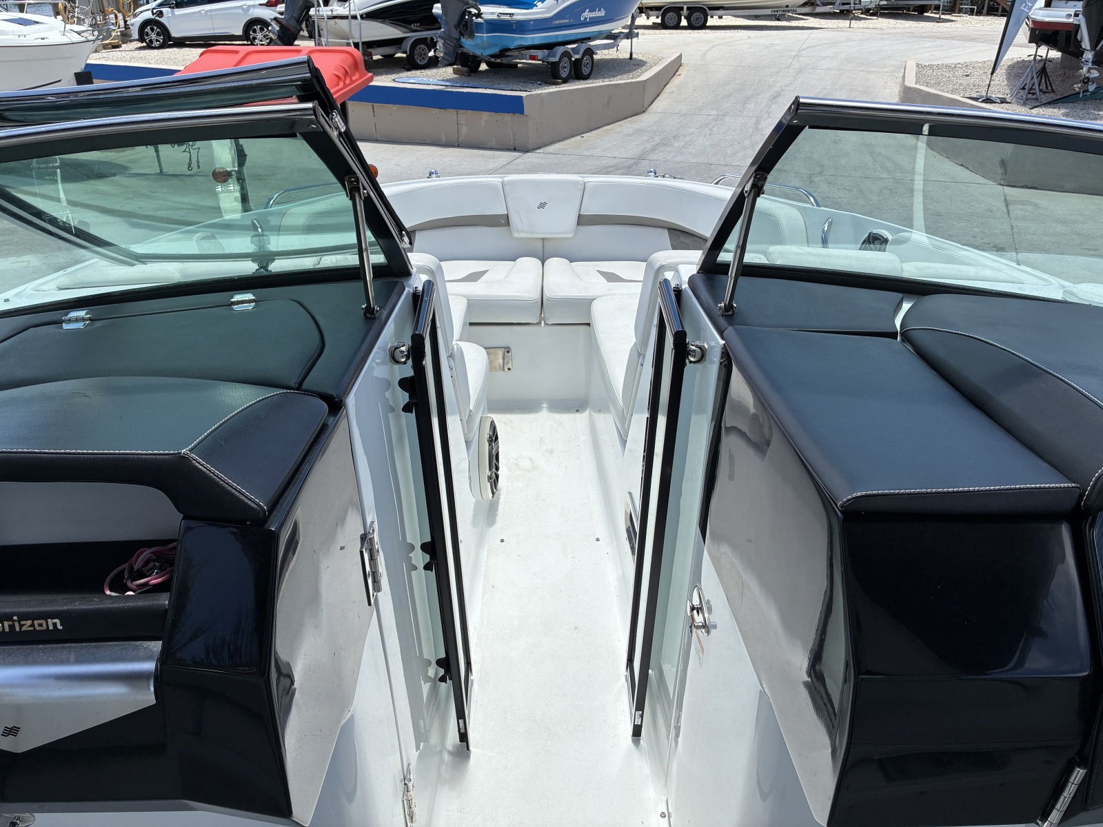 30' 2020 Four Winns H290 OB