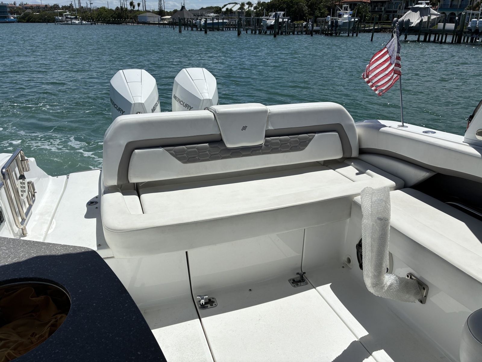 2020 Four Winns H290 OB