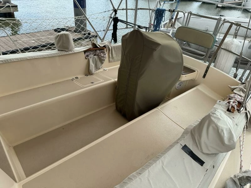 1992 Island Packet 44