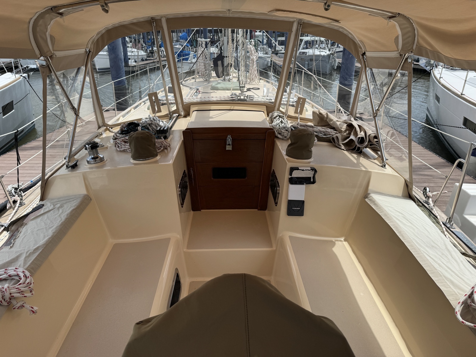 1992 Island Packet 44