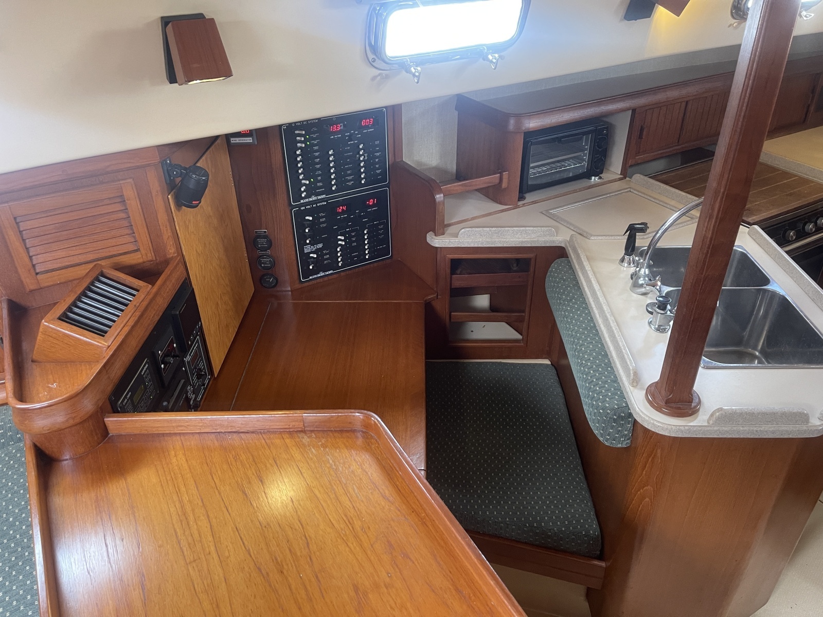 Pelicano 44ft Island Packet Yacht For Sale