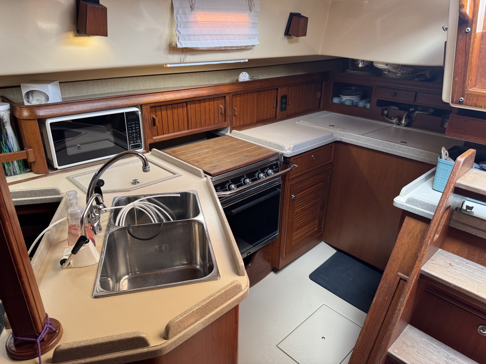 1992 Island Packet 44