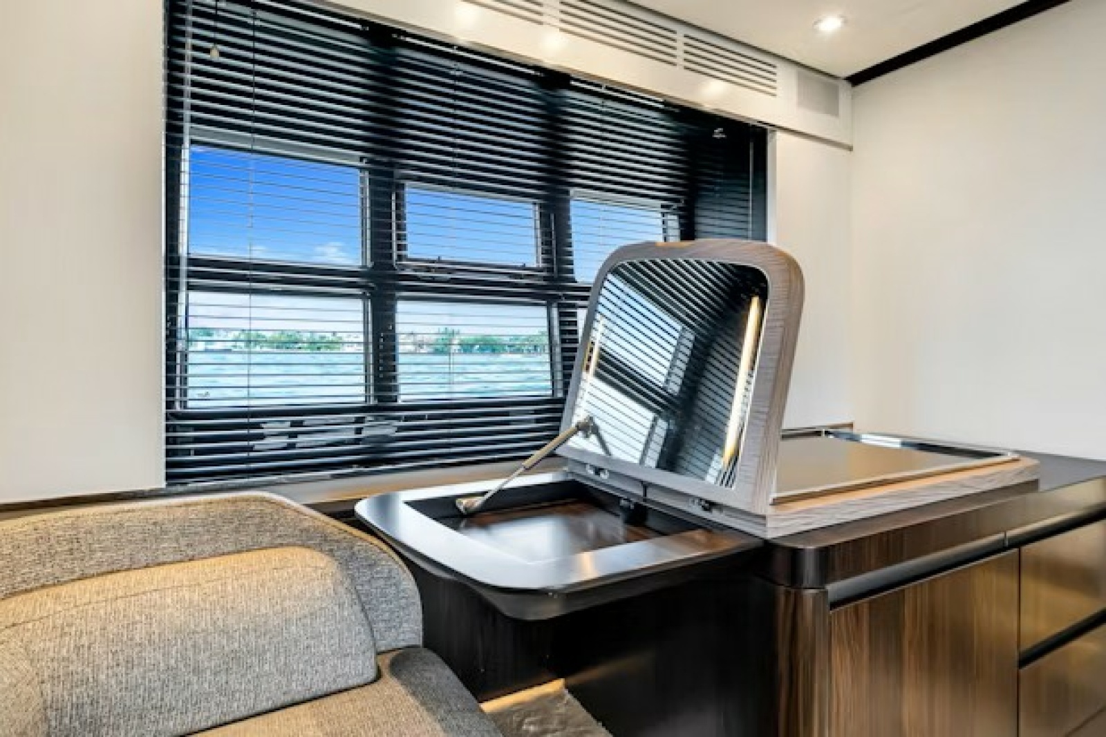 2021 Azimut S6 SPORTFLY