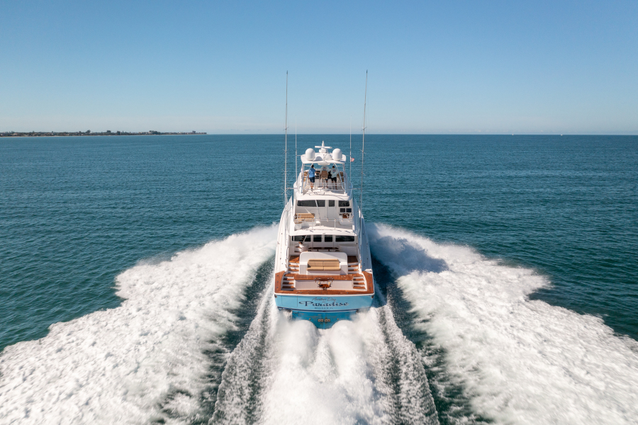 92' 2020 Viking 92 Skybridge