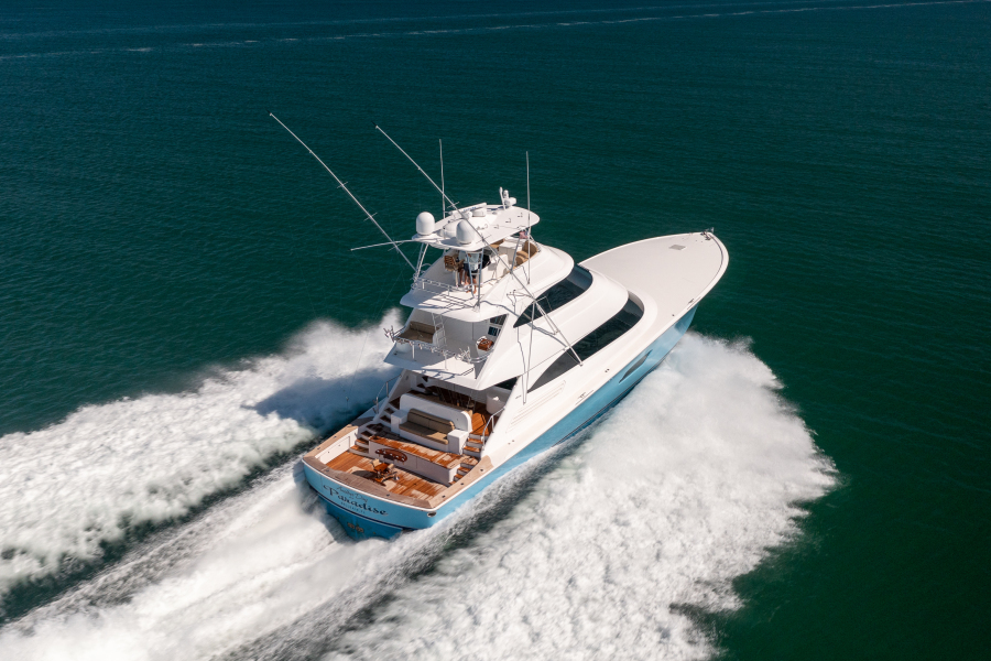 92' 2020 Viking 92 Skybridge