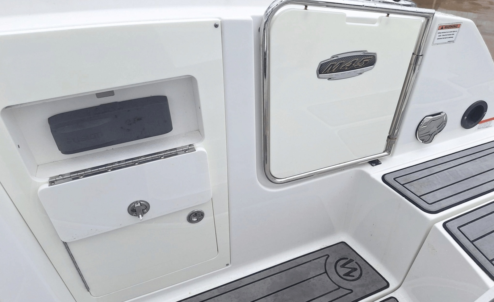 24ft Monterey Yacht For Sale