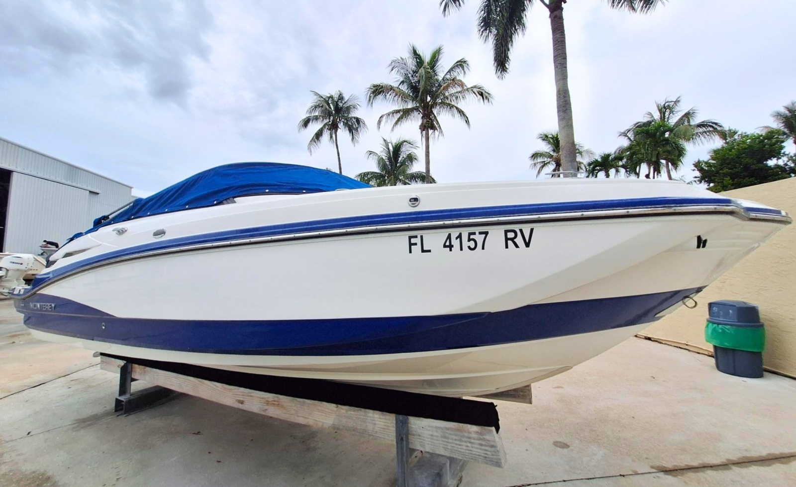 24ft Monterey Yacht For Sale