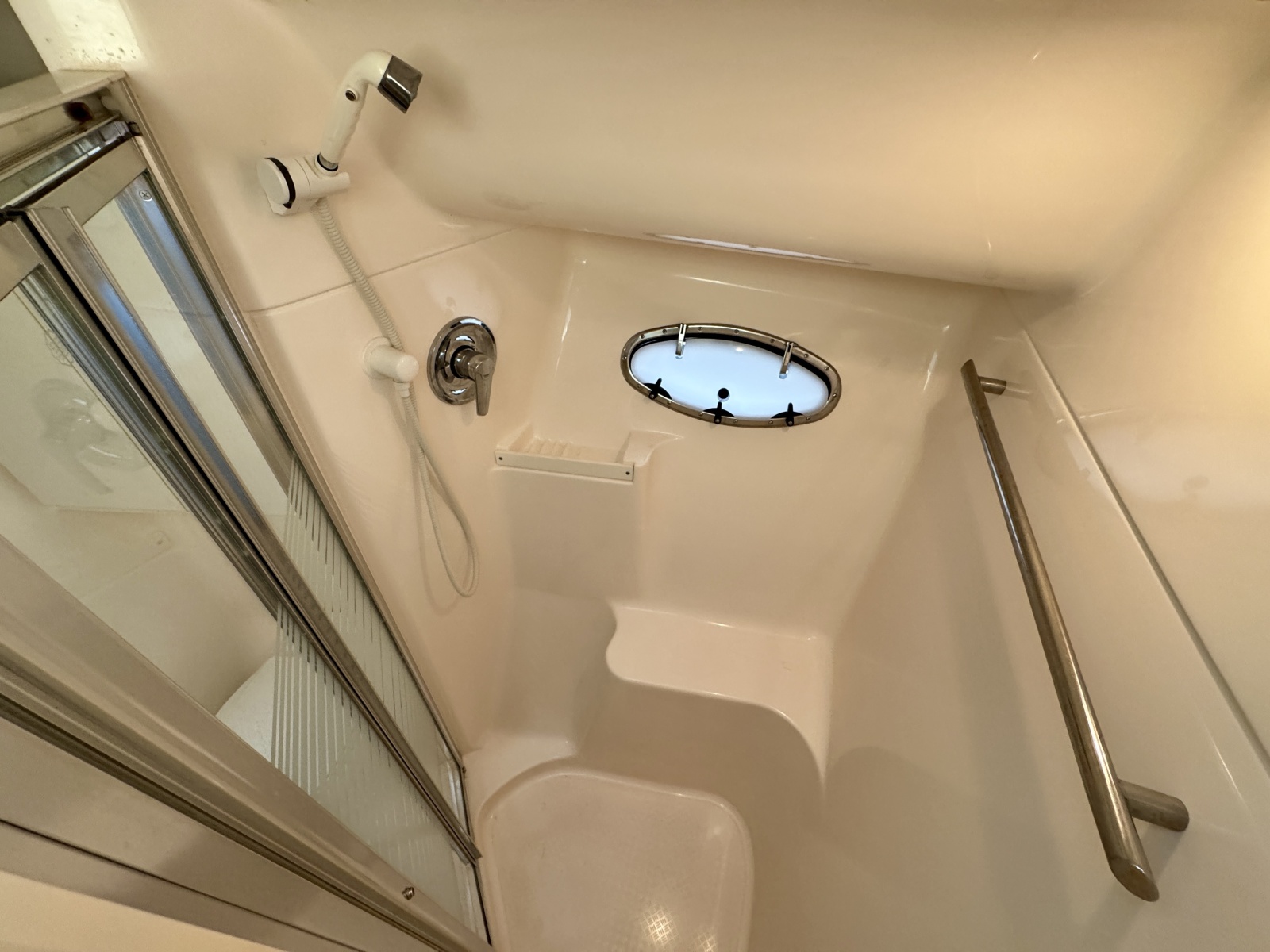 1999 Tiara Yachts 4100 Open