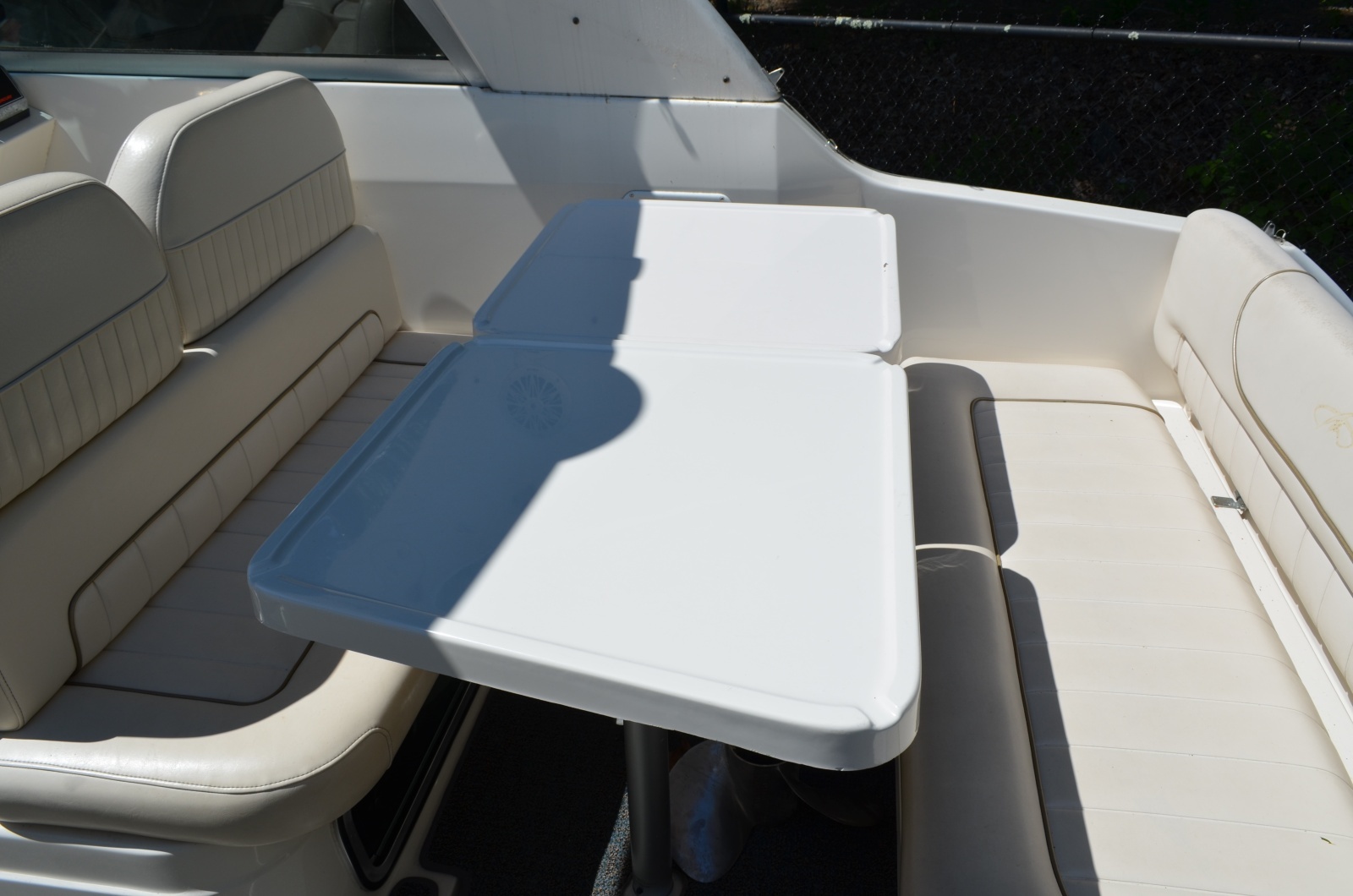 28ft Monterey Yacht For Sale
