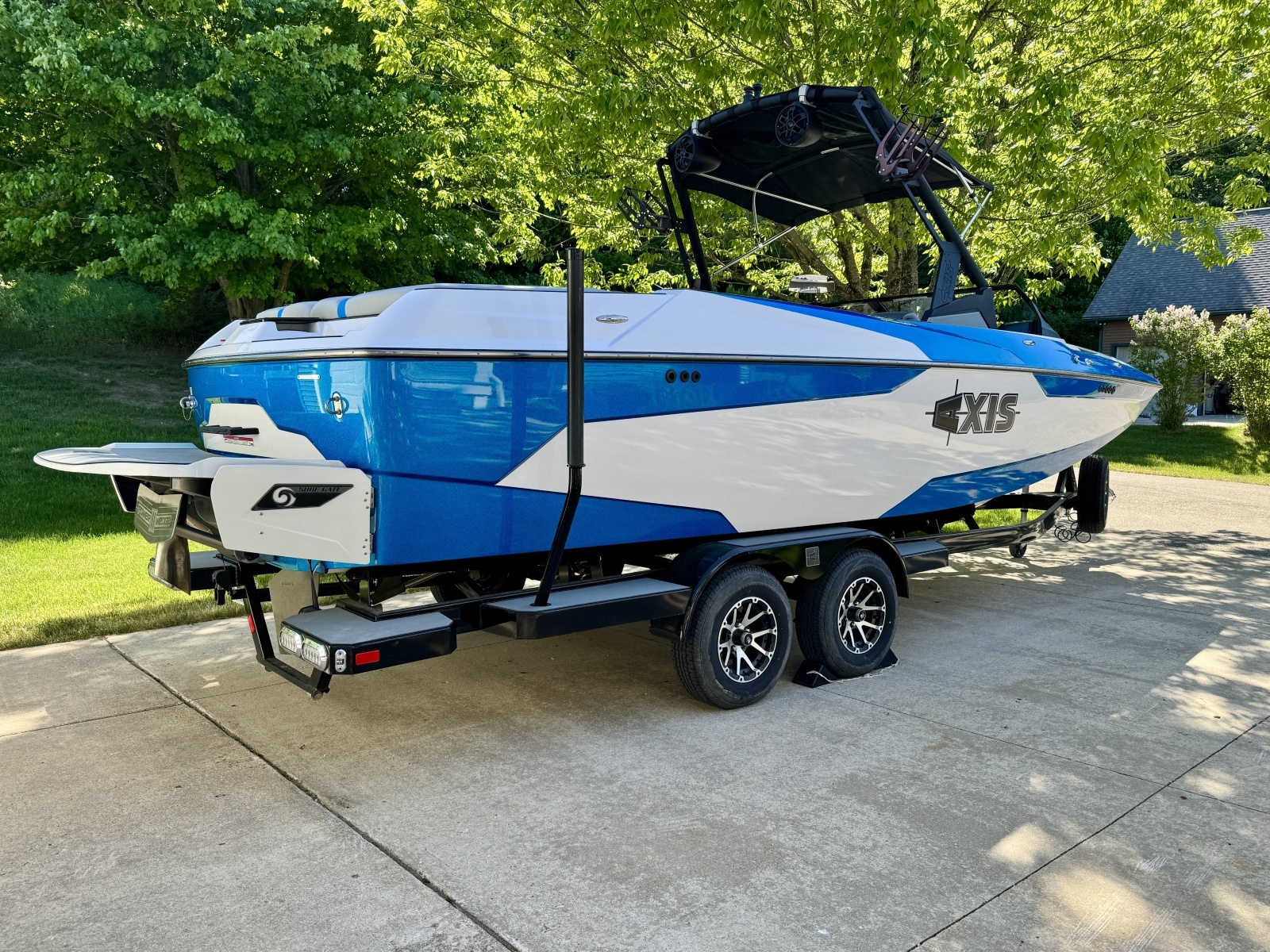24ft Axis Yacht For Sale