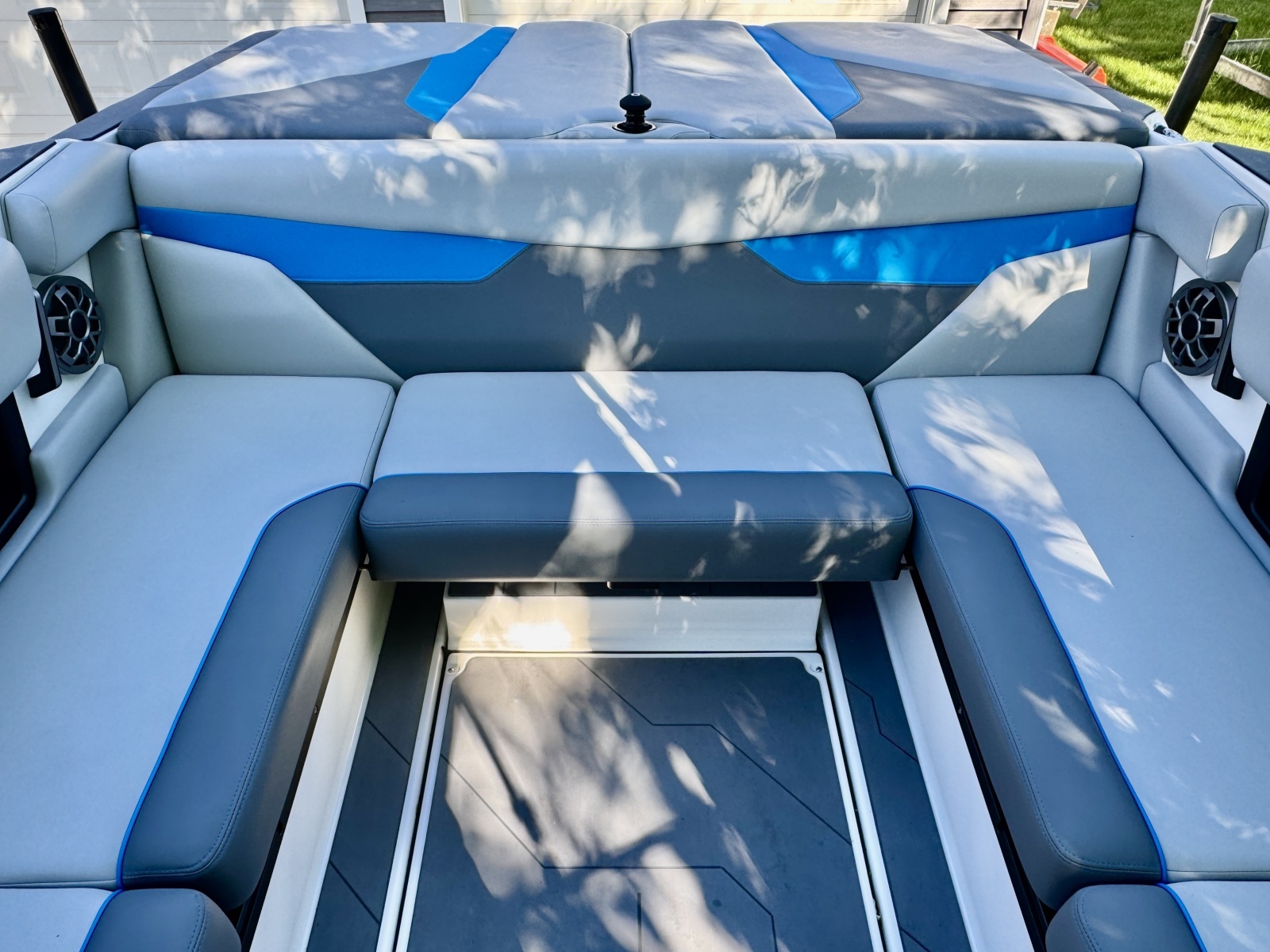 24ft Axis Yacht For Sale