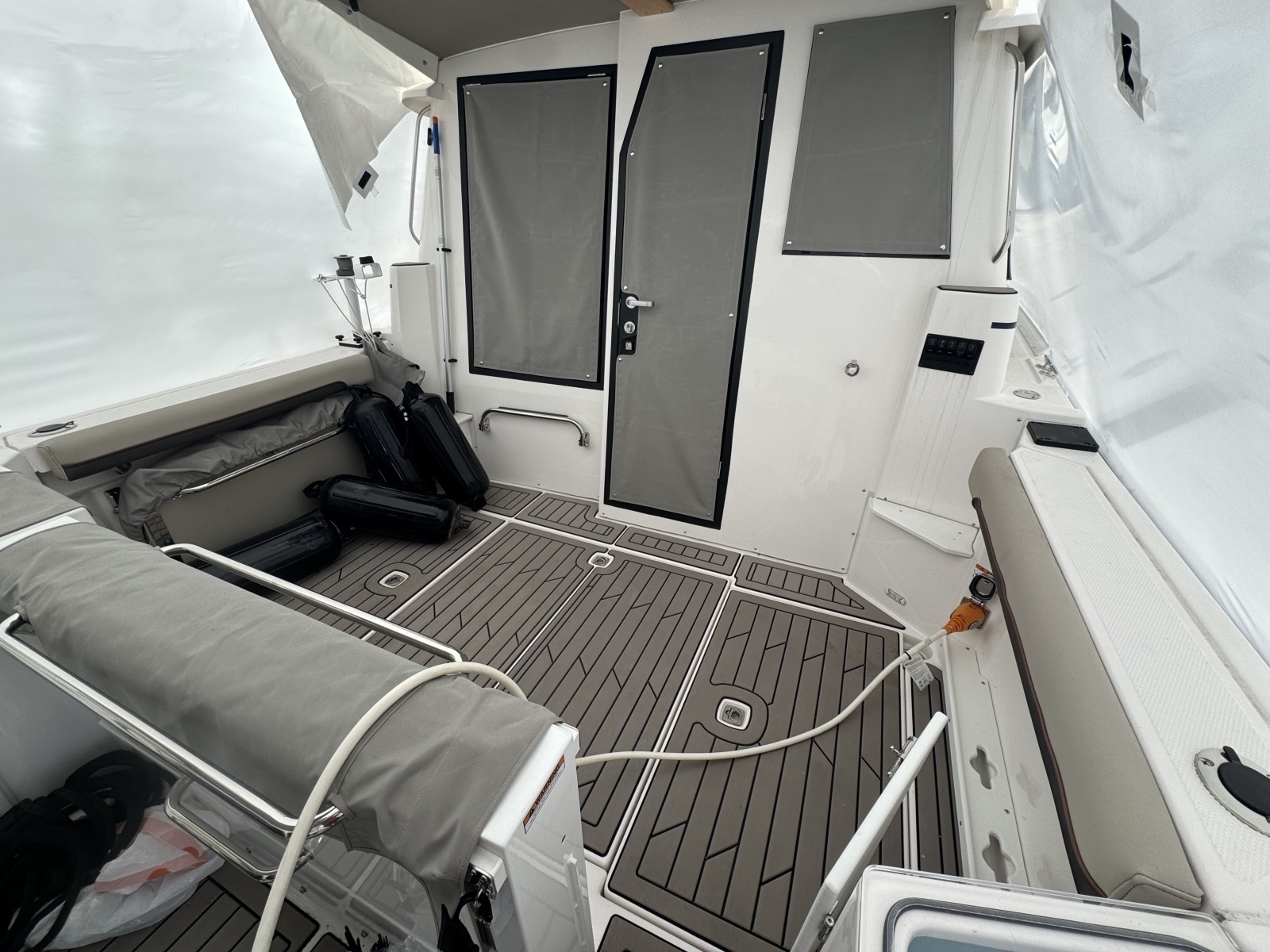 40ft Cutwater Yacht For Sale