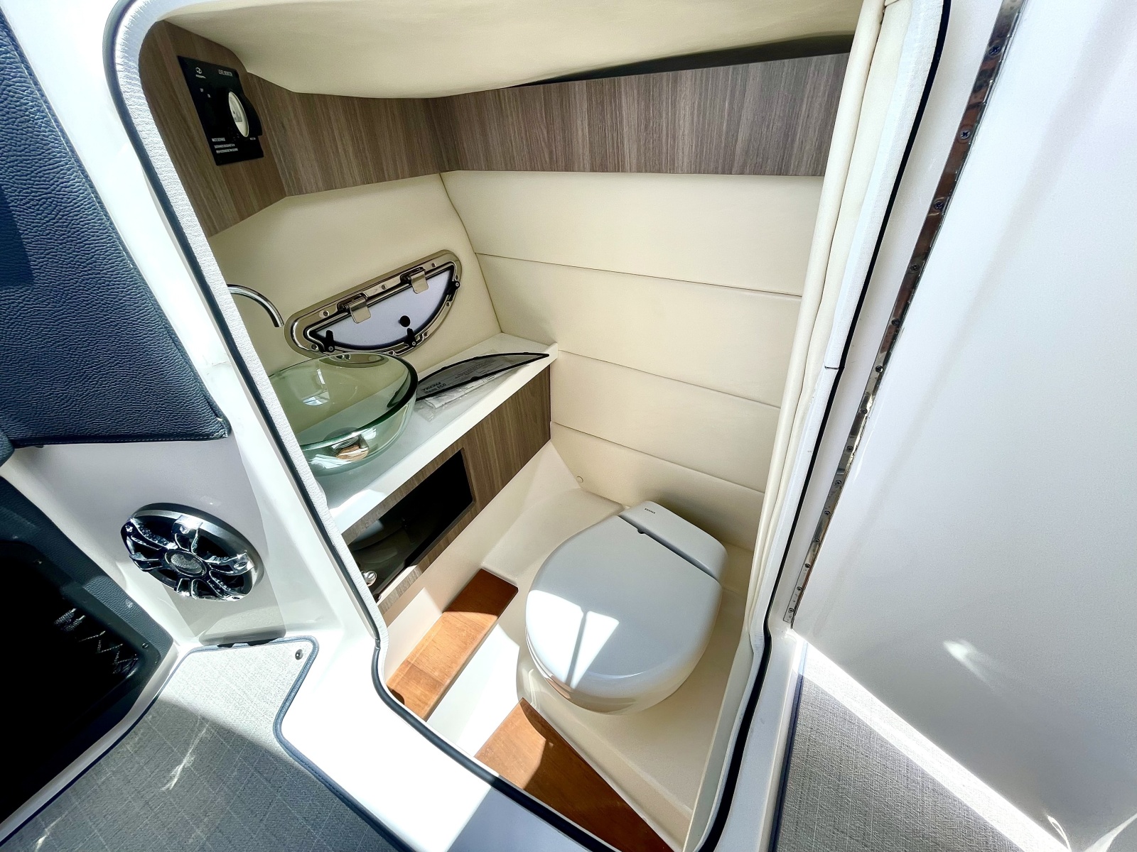 2023 Regal 29 OBX