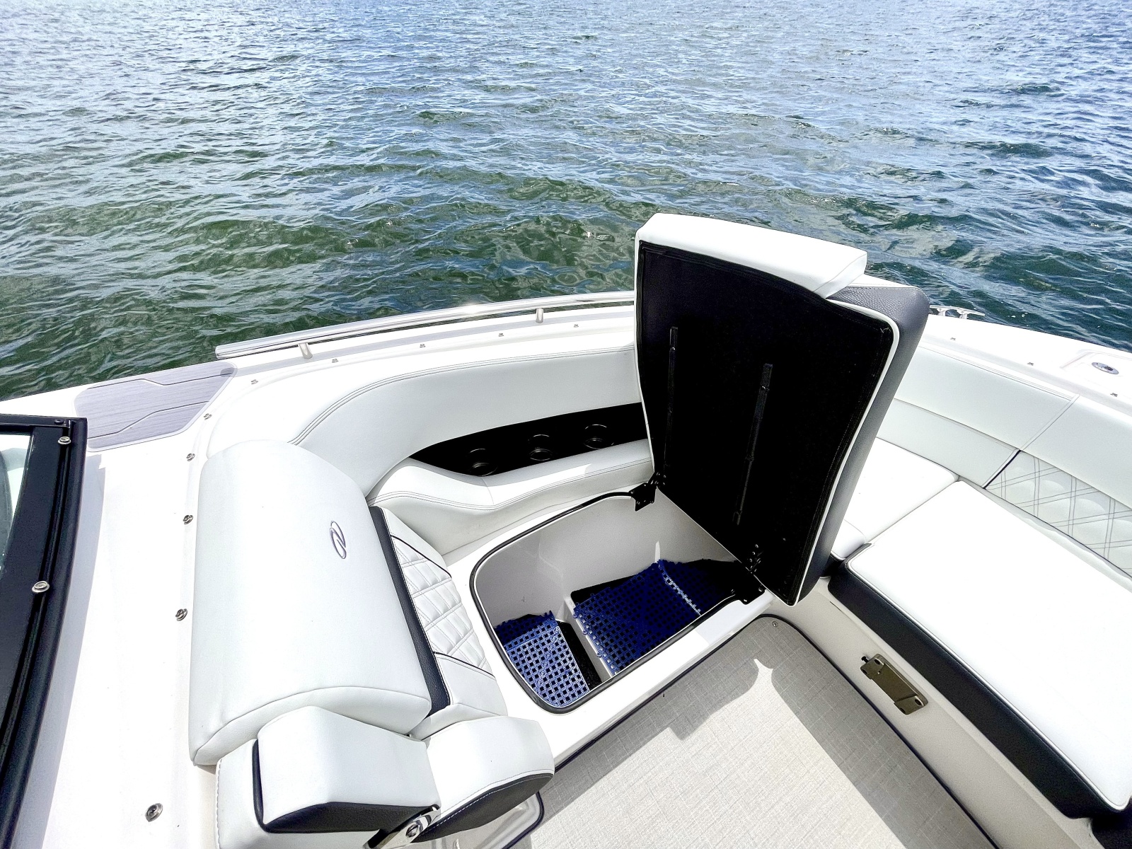 2023 Regal 29 OBX