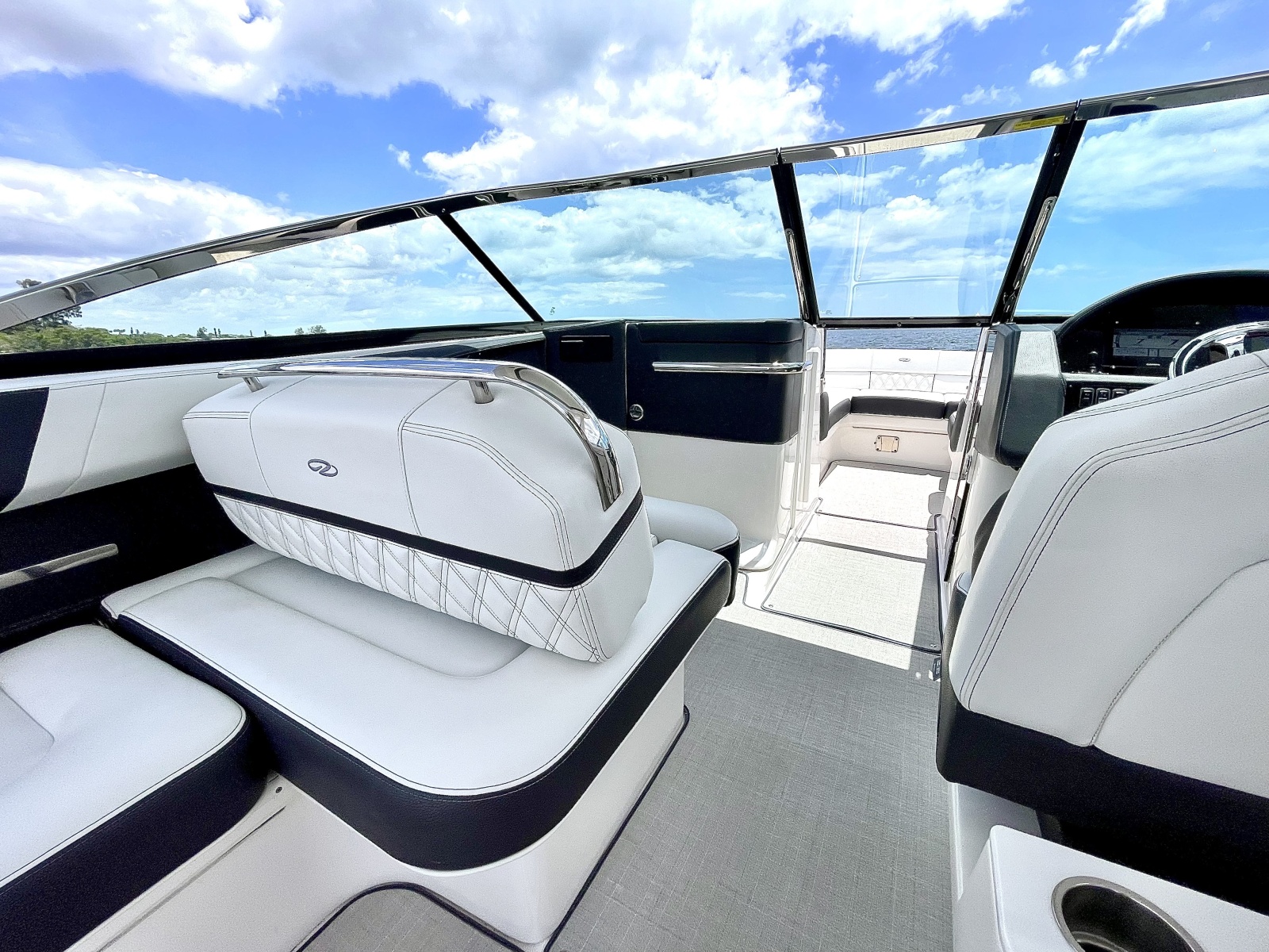 2023 Regal 29 OBX