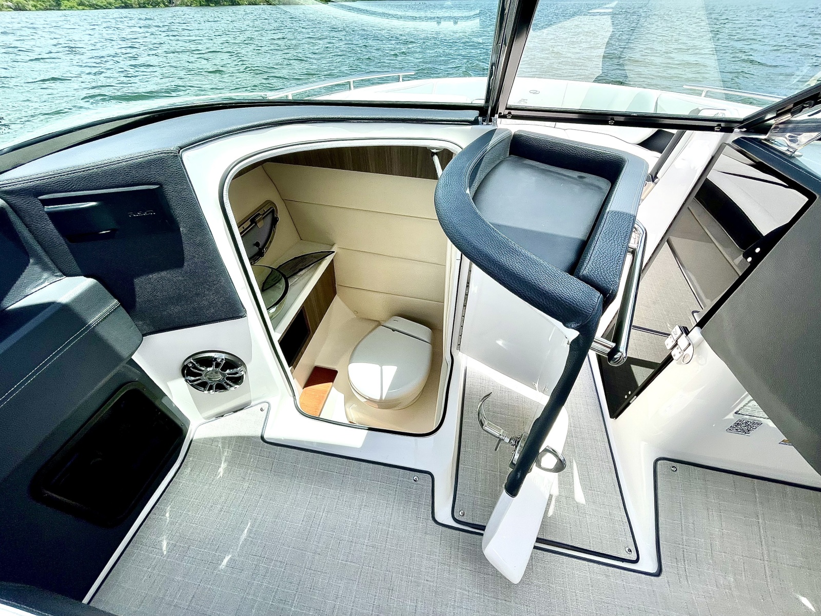 2023 Regal 29 OBX