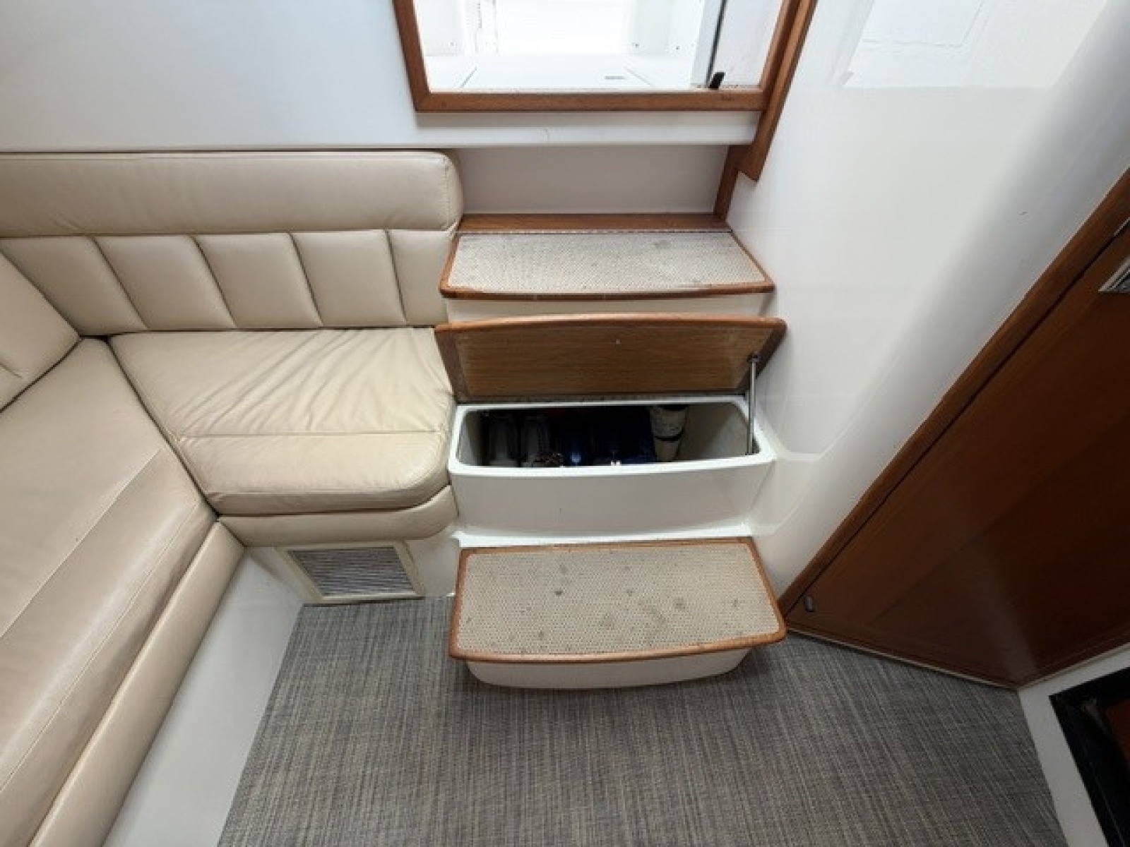 1996 Cabo 31 Express