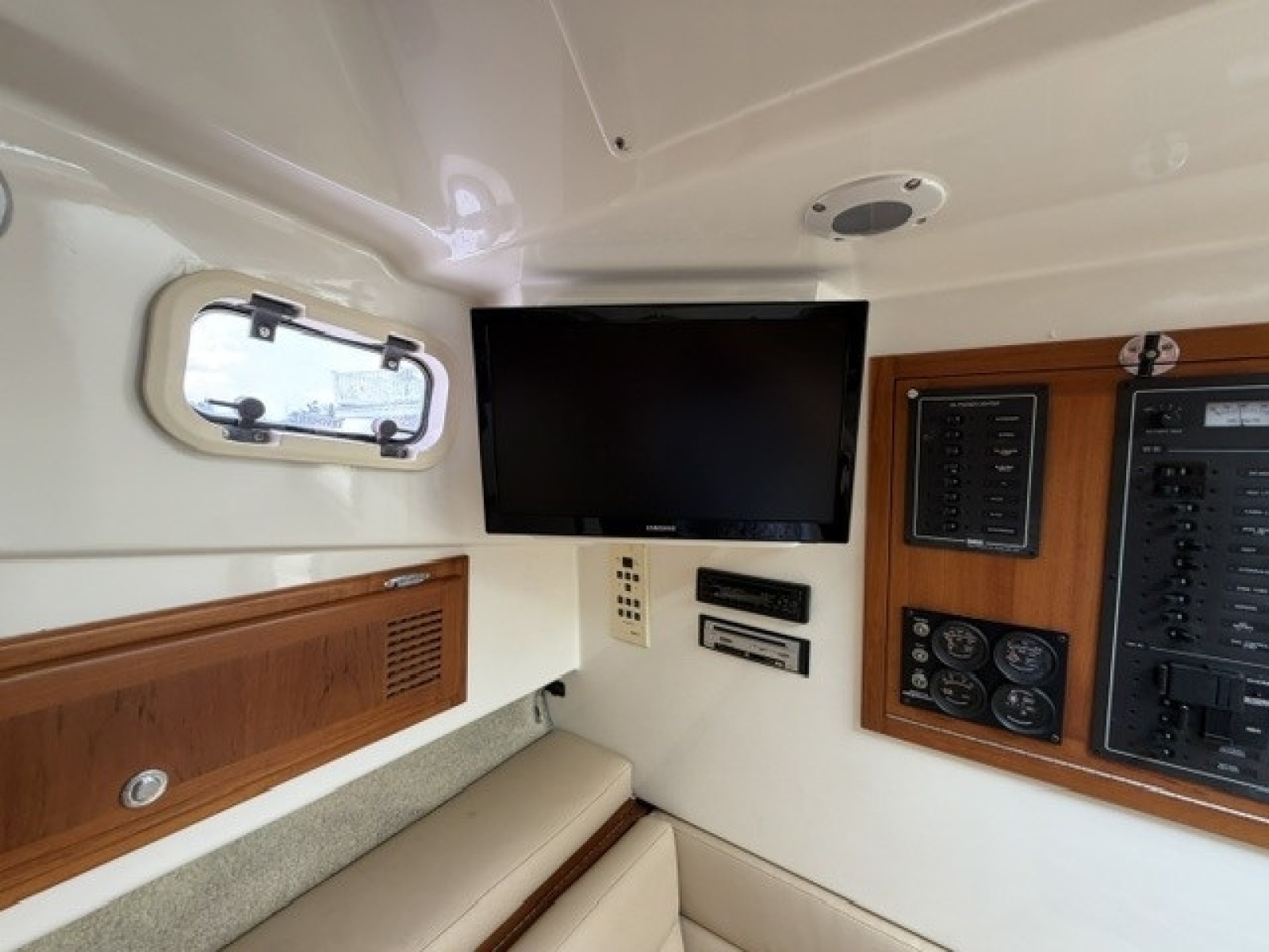 1996 Cabo 31 Express