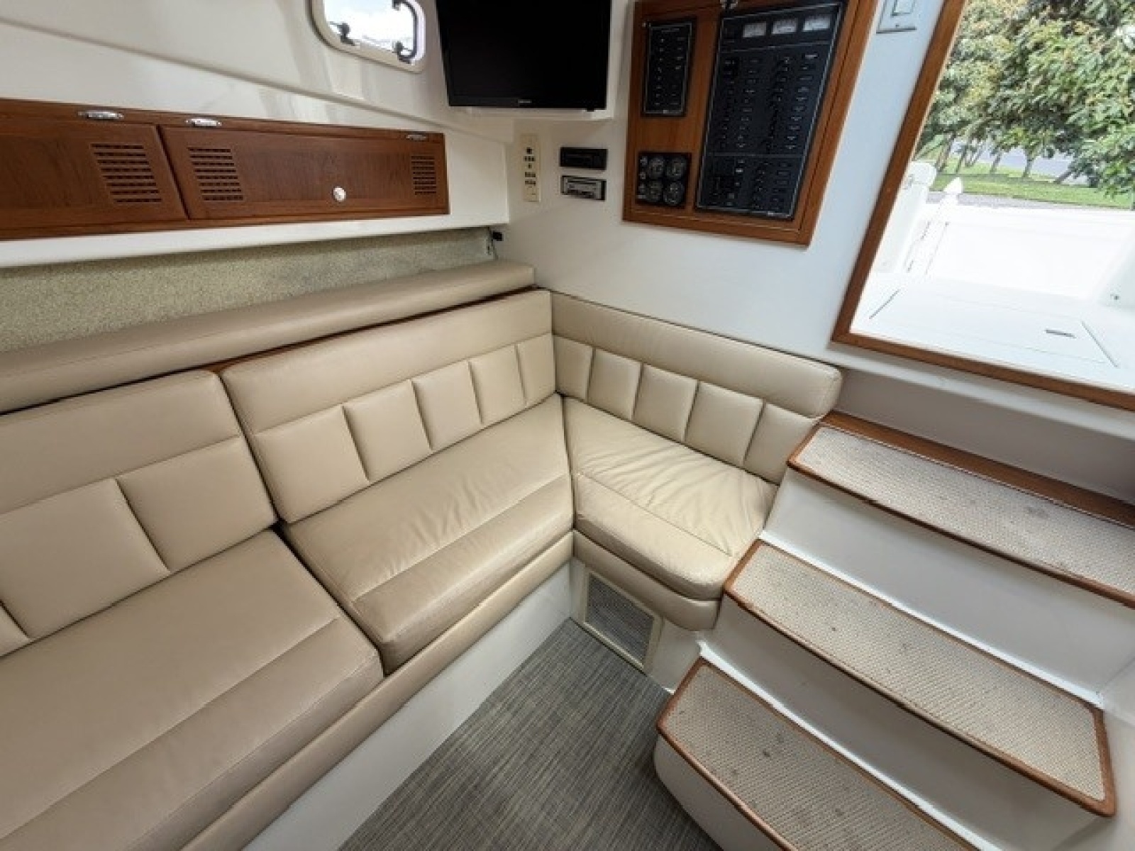 1996 Cabo 31 Express
