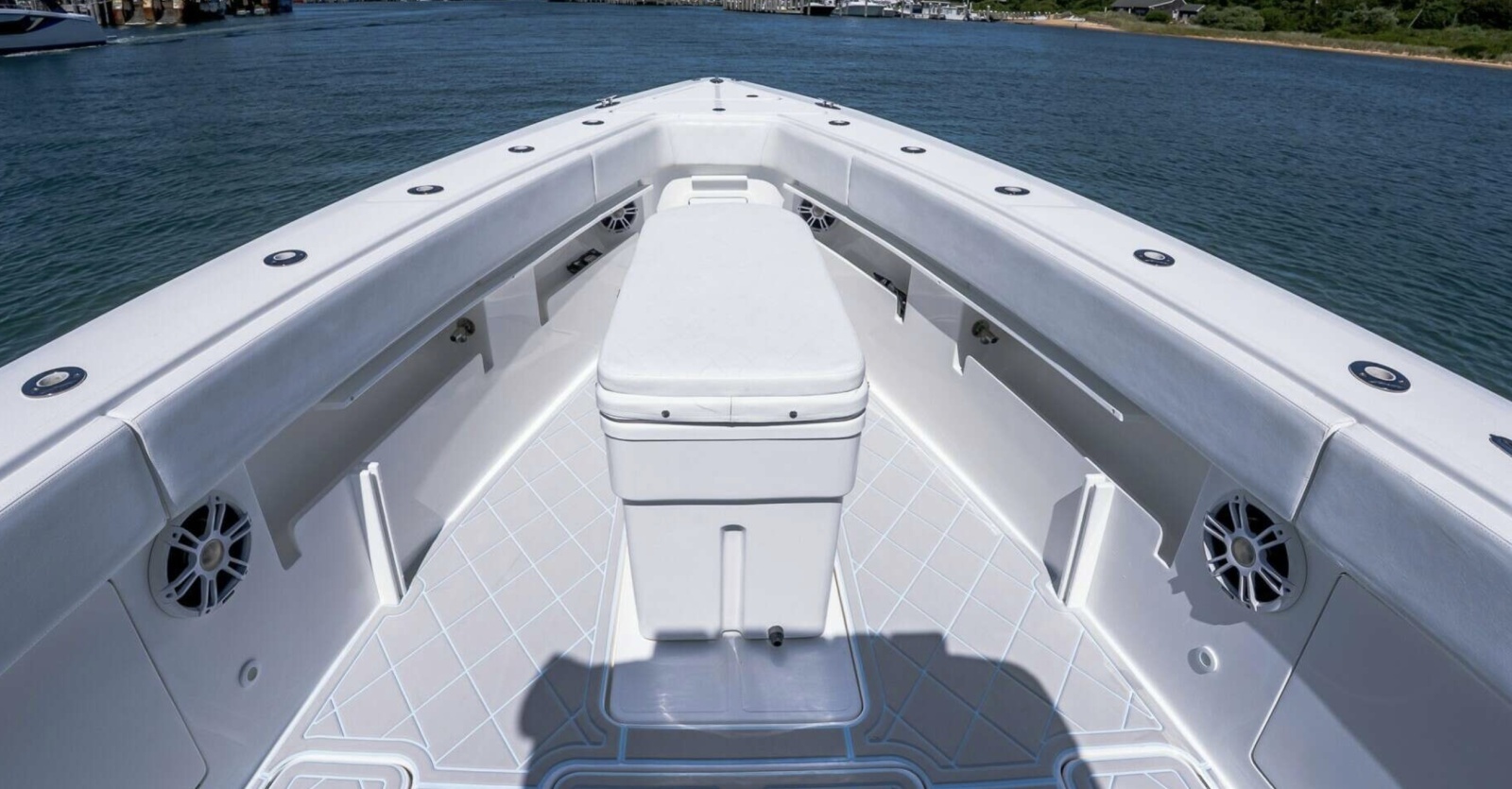 2019 Concept 39 Pro Fish