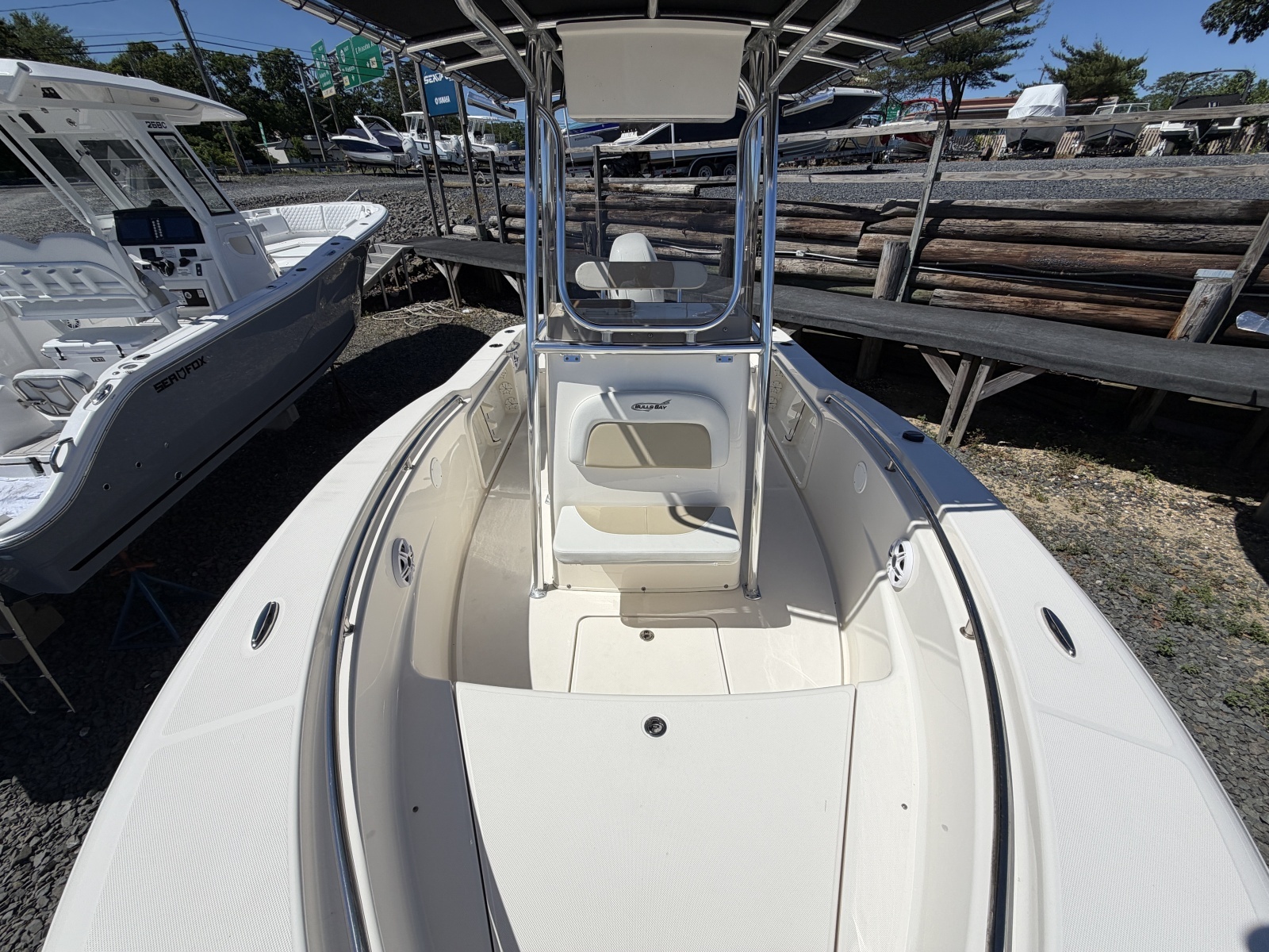 2023 Bulls Bay 200 Center Console
