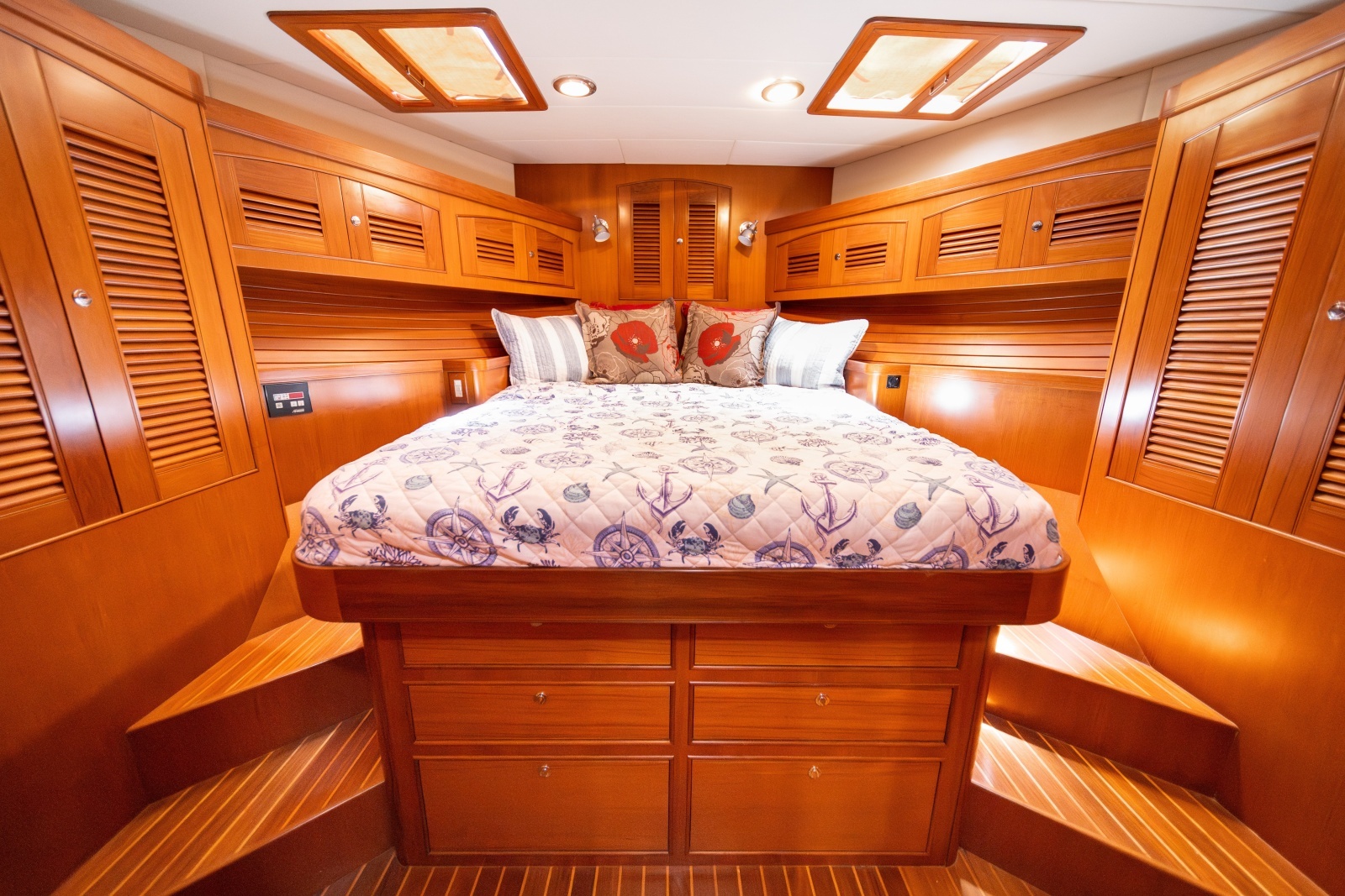 2003 Marlow Explorer 65C