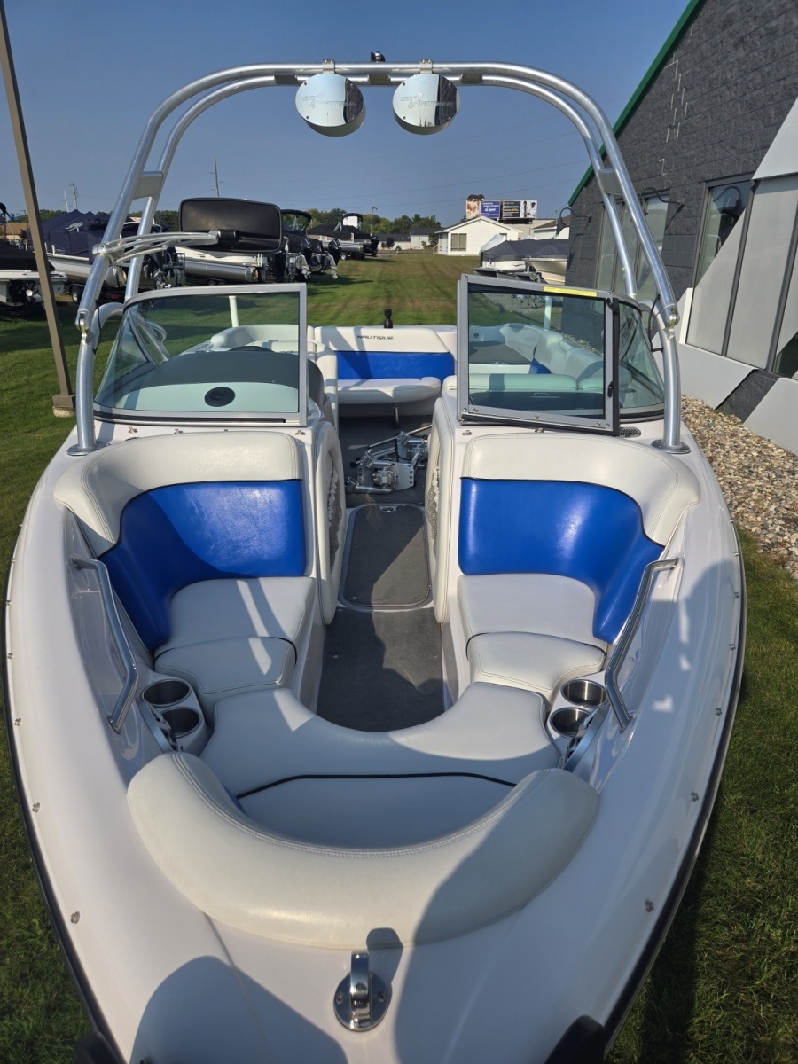 21ft Nautique Yacht For Sale