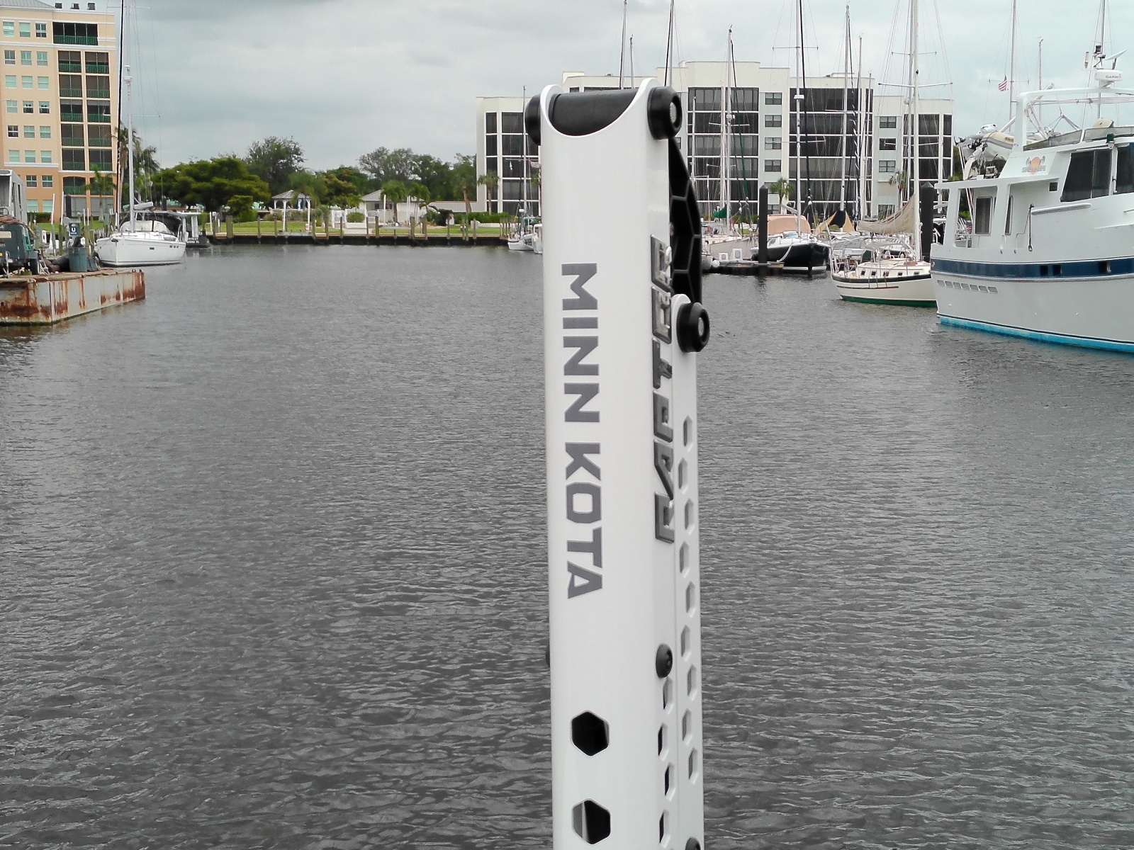 2026 Sea Hunt Ultra 245SE