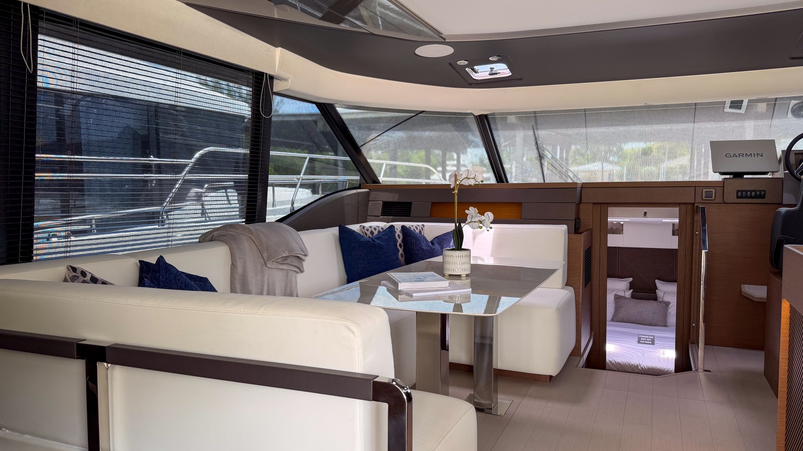 48' 2025 Prestige M48
