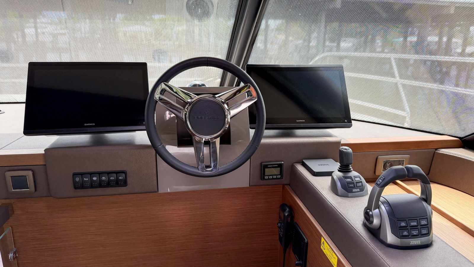 48' 2025 Prestige M48