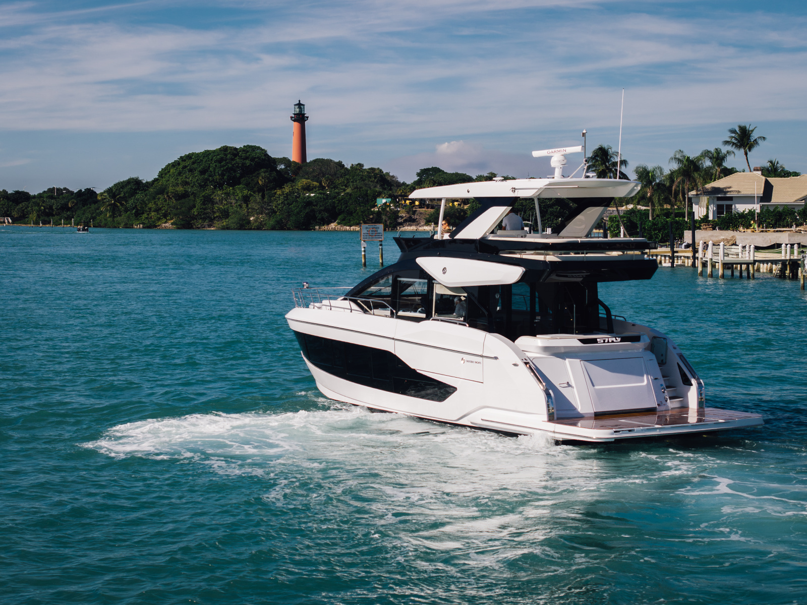 57ft Cruisers Yachts Yacht For Sale