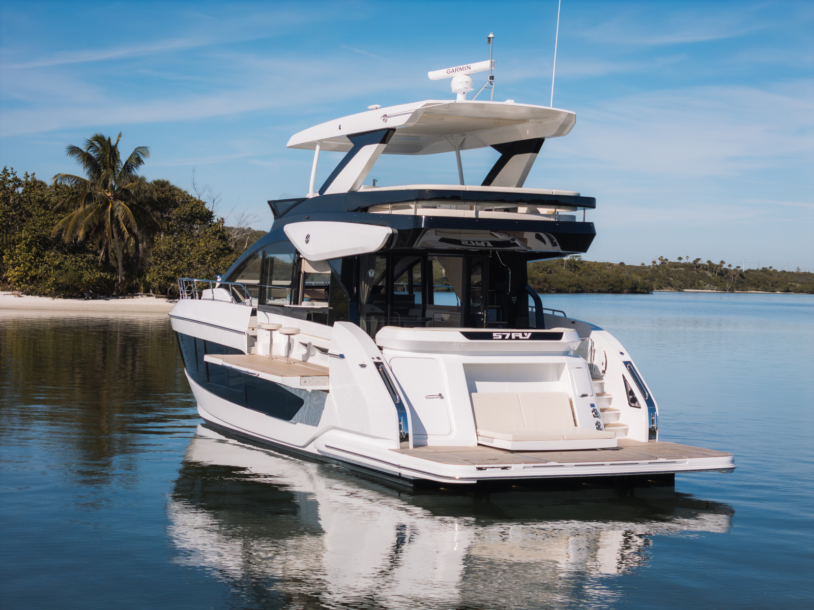 57ft Cruisers Yachts Yacht For Sale