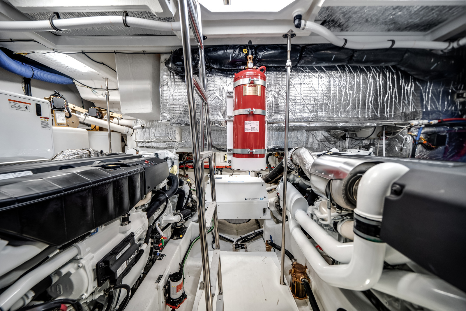 57ft Cruisers Yachts Yacht For Sale