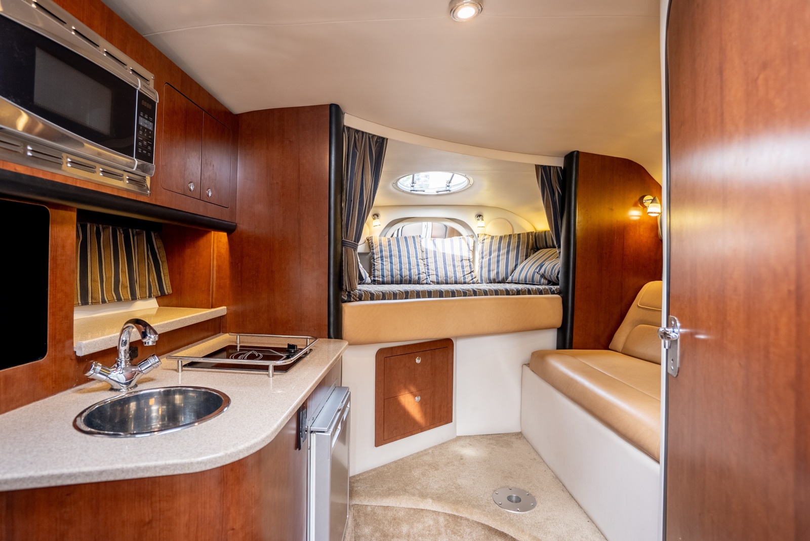 2016 Crownline 294 CR