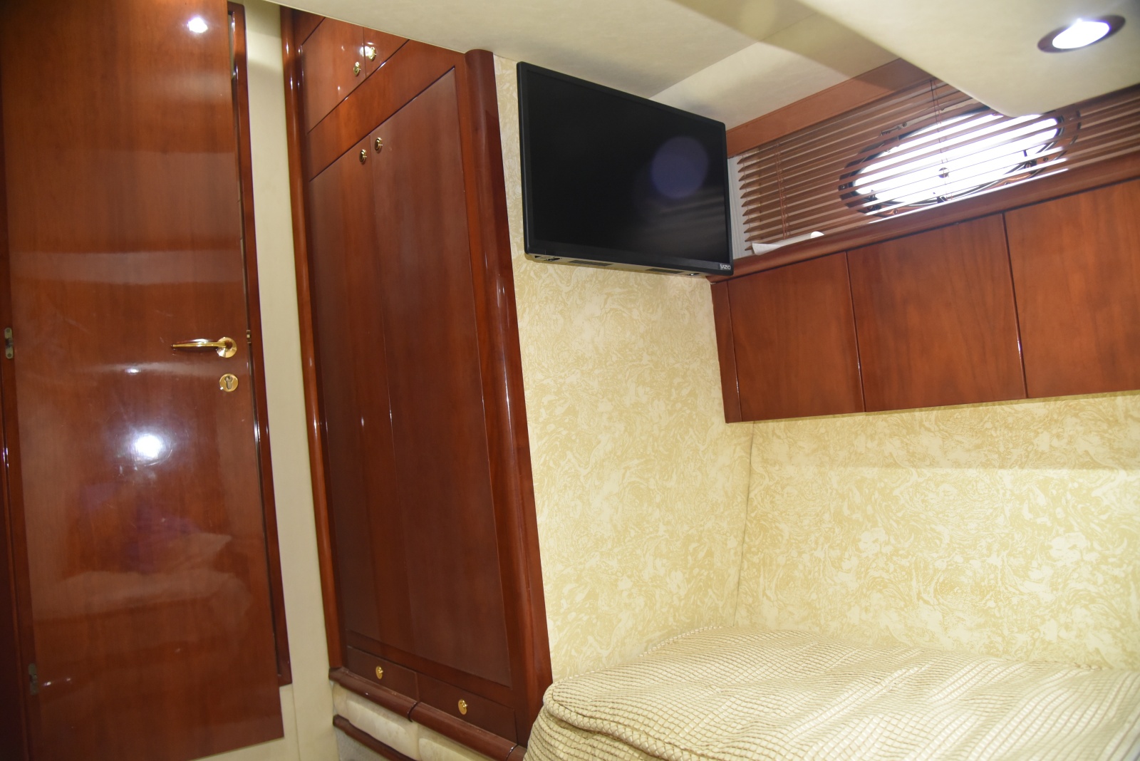 2002 Fairline Squadron 58