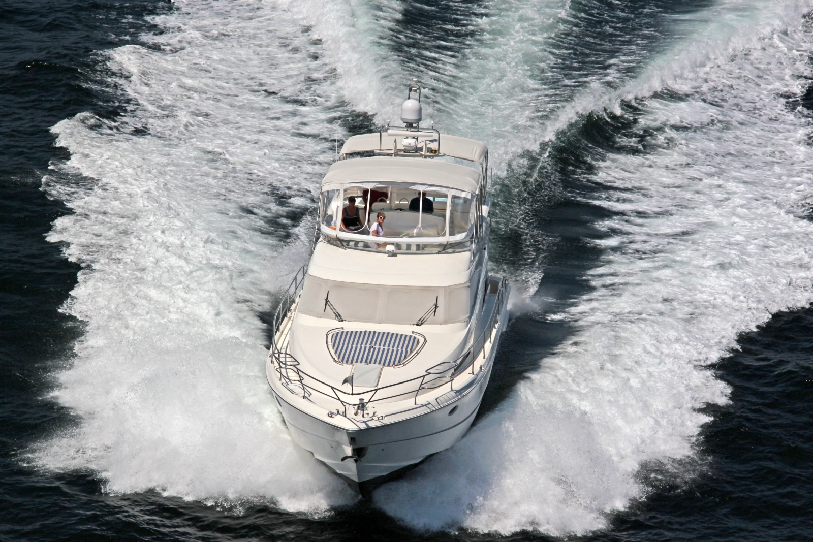 2002 Fairline Squadron 58
